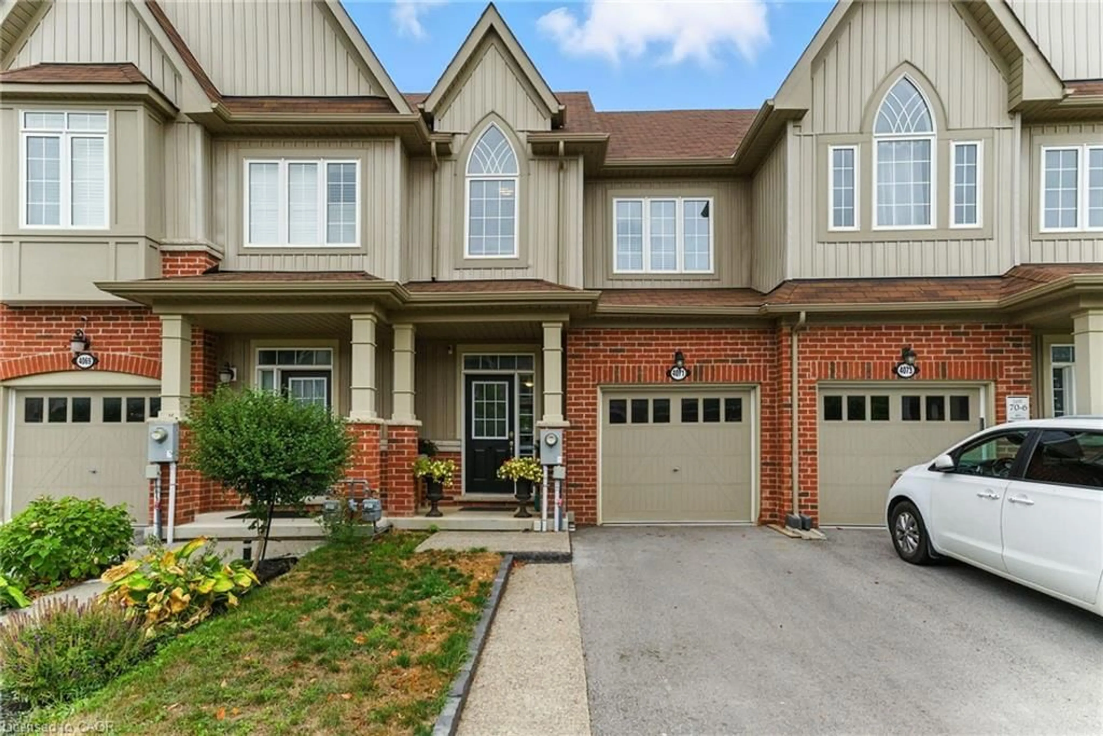 Home with brick exterior material, street for 4071 Fracchioni Dr, Beamsville Ontario L3J 0R5