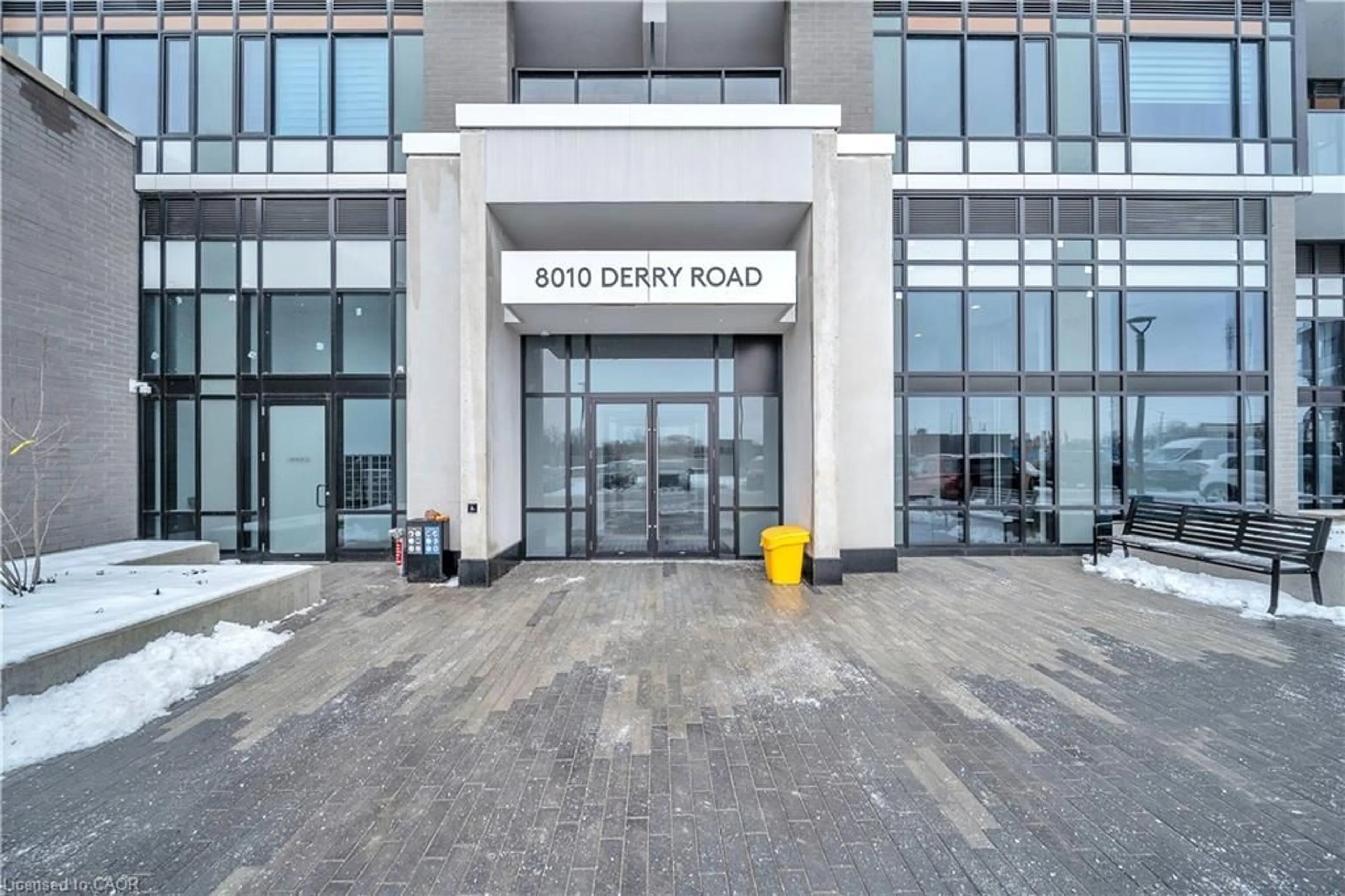 Lobby for 8010 Derry Rd #1402, Milton Ontario L9T 9N3