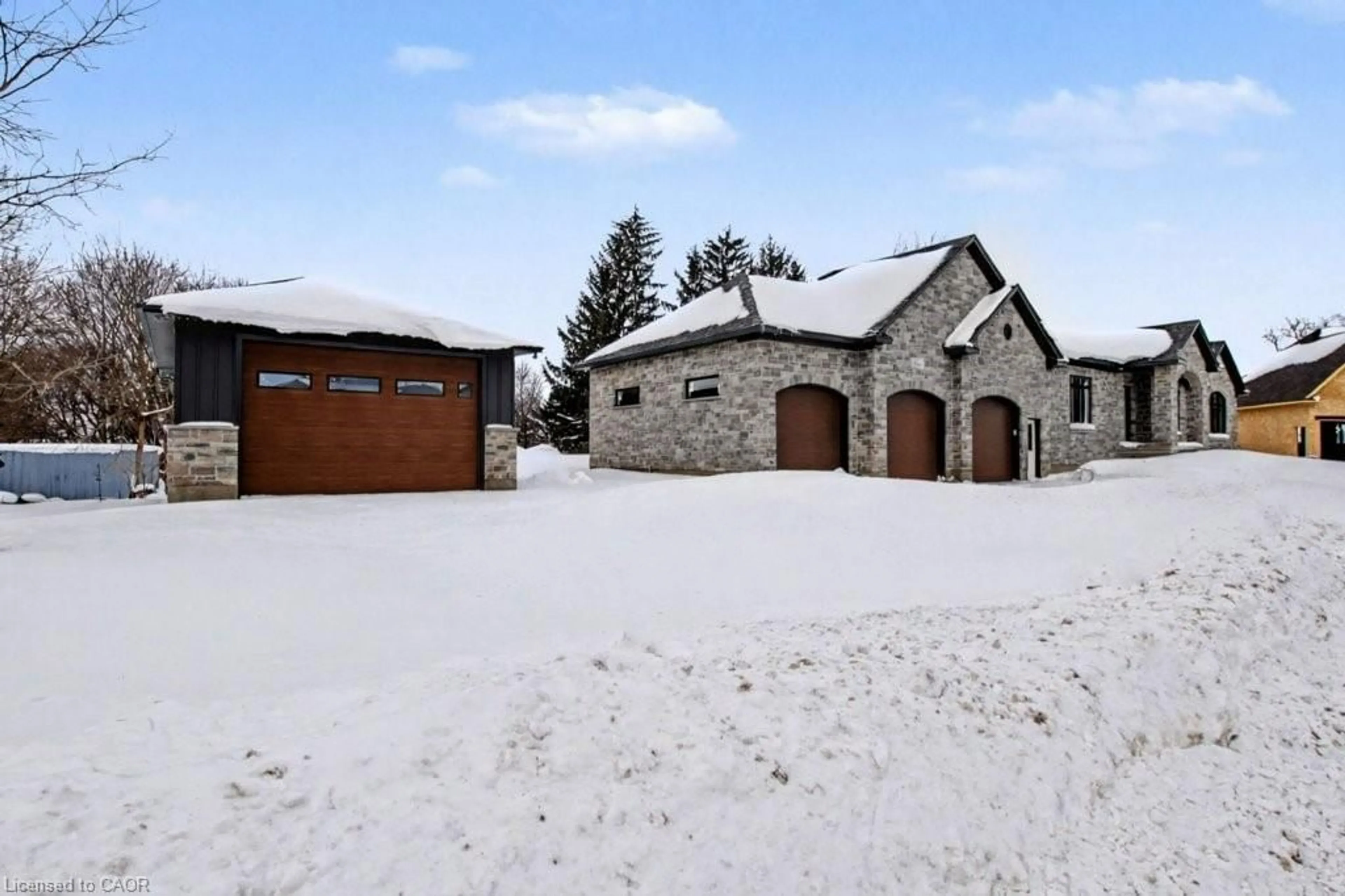 A pic from outside/outdoor area/front of a property/back of a property/a pic from drone, street for 12 Albert St, St. Clements Ontario N0B 2M0