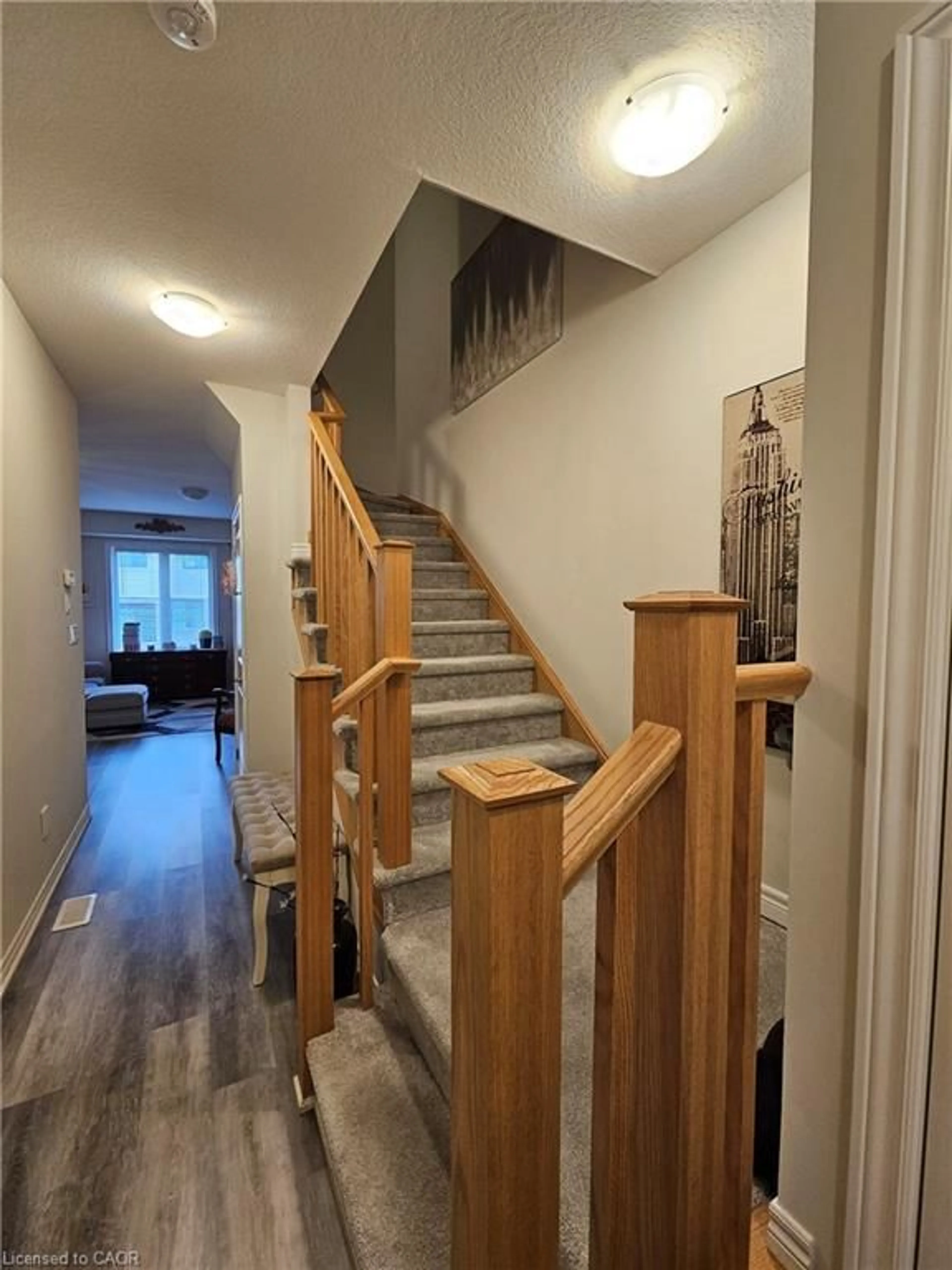 Unknown for 9 Mia Dr, Hamilton Ontario L9B 0K1