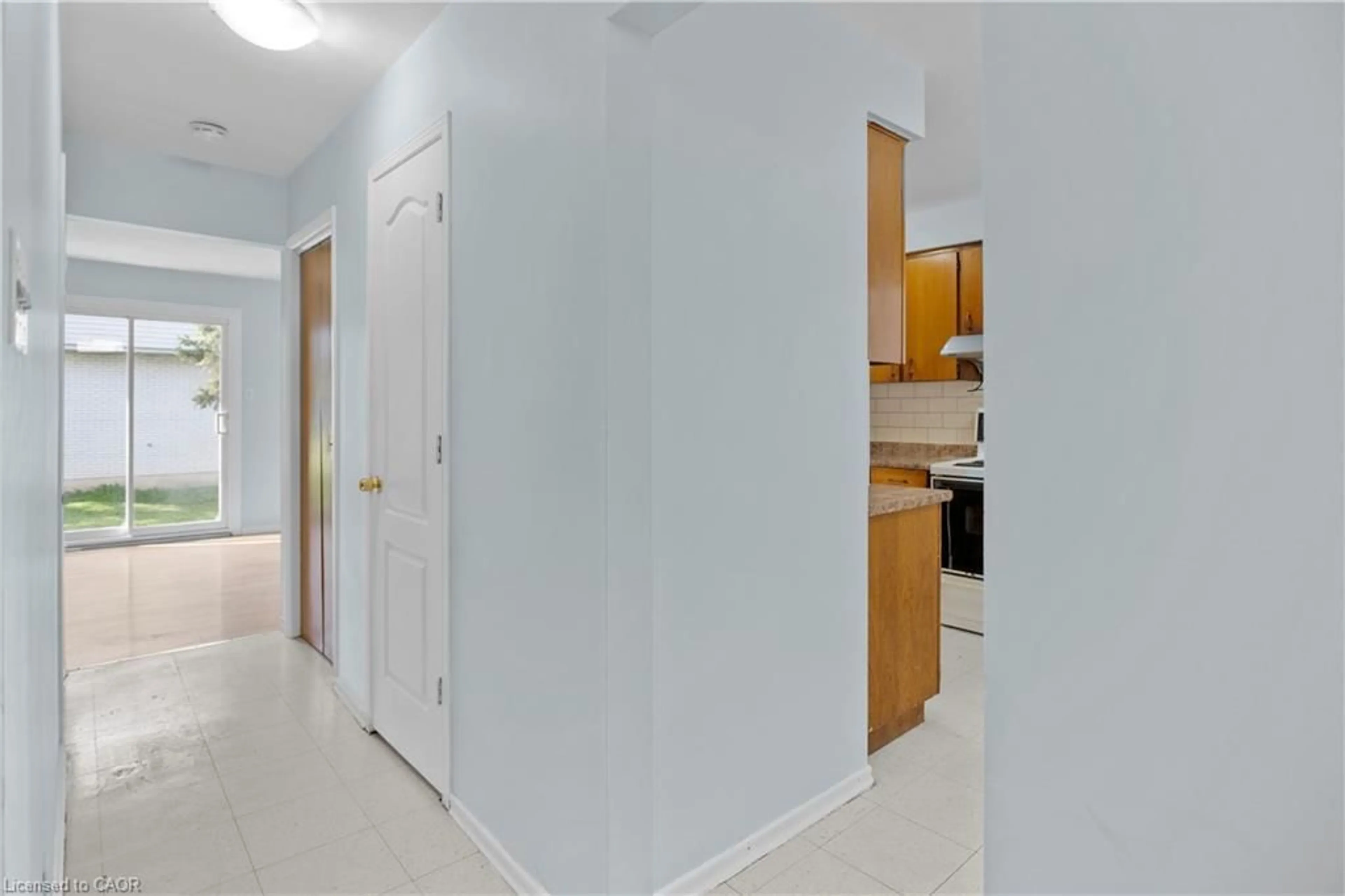 Unknown for 205 Boullee St #26, London Ontario N5Y 1T9