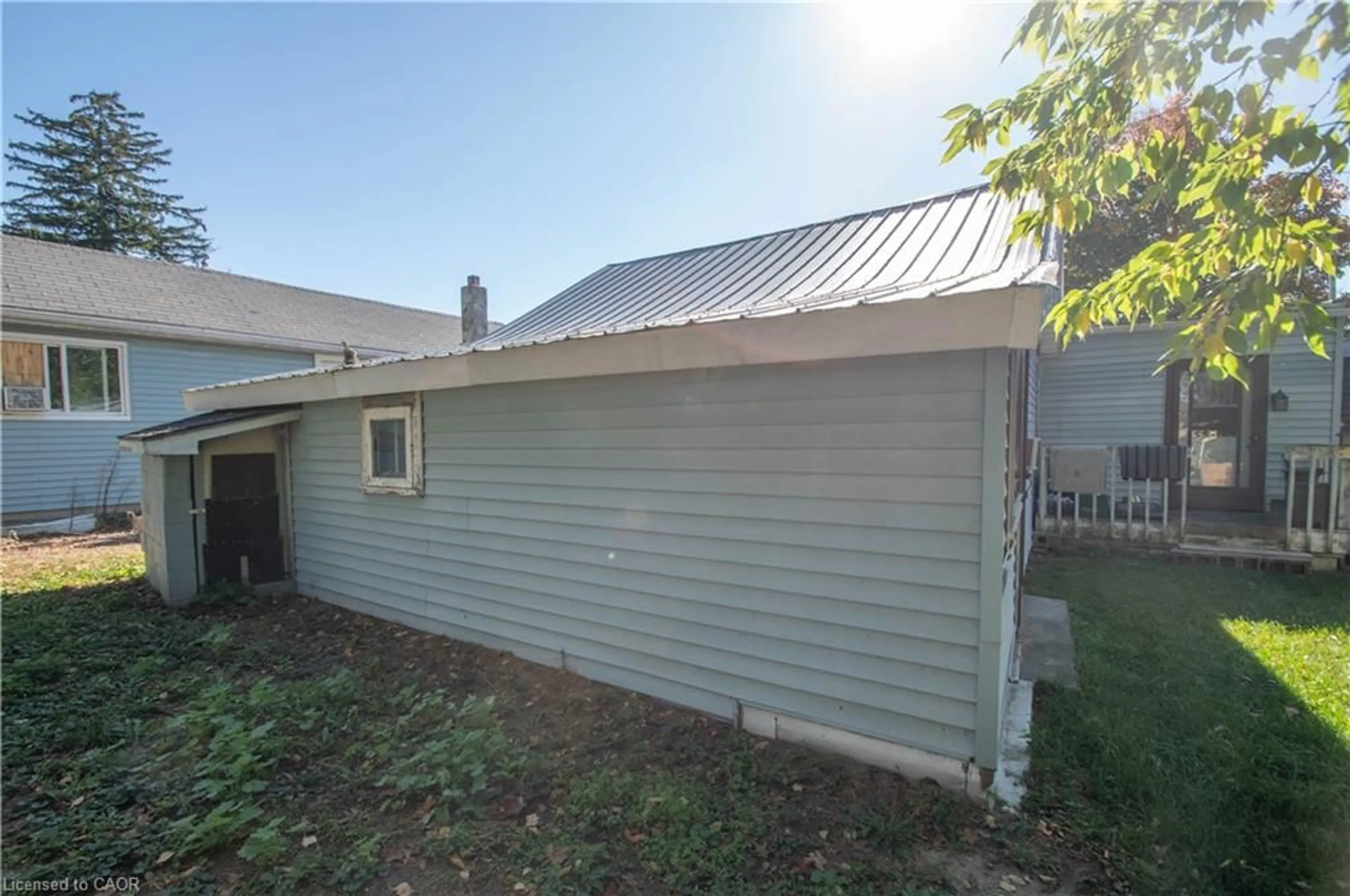Shed for 19 Imperial St, Delhi Ontario N4B 1G6