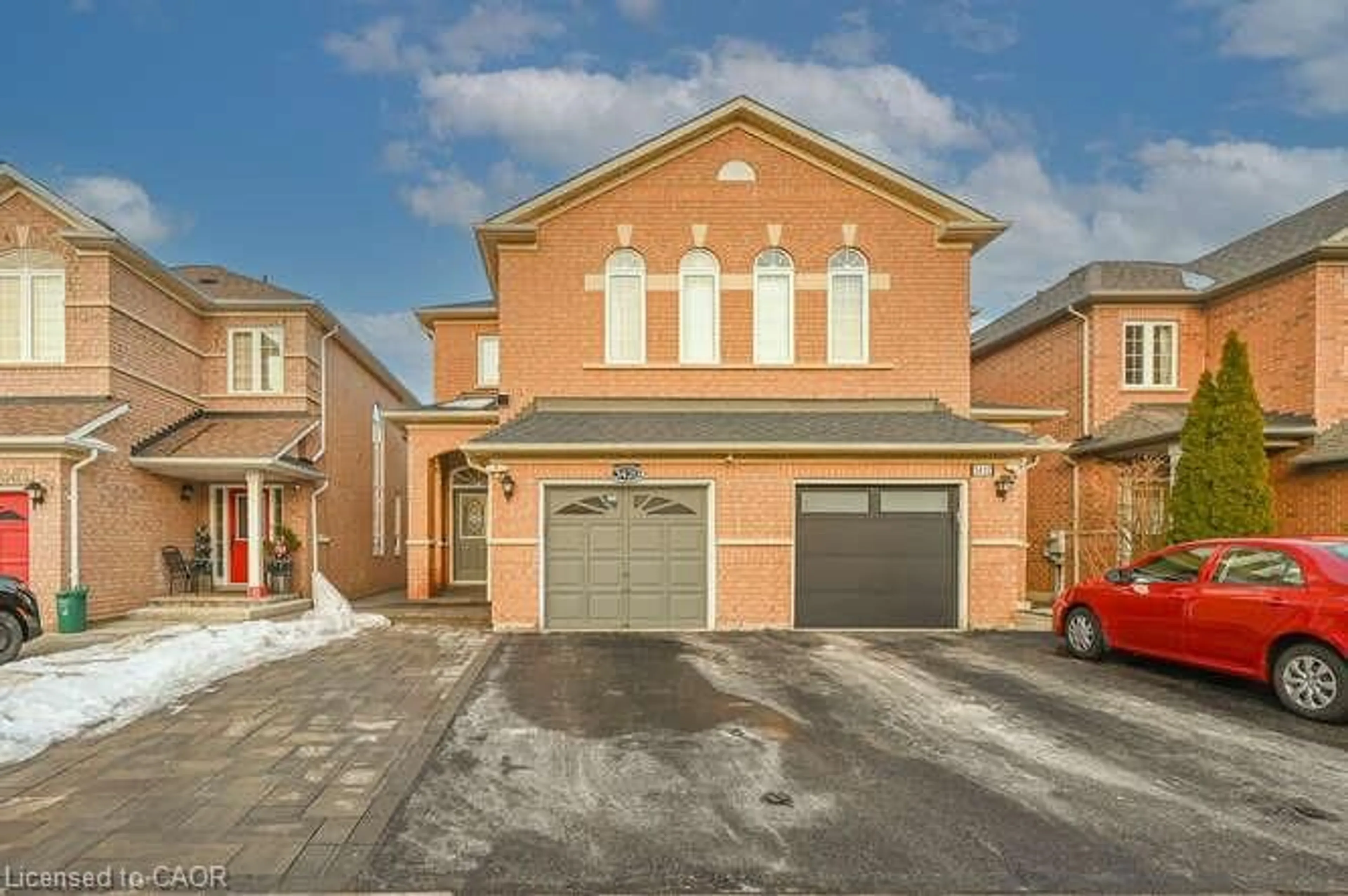 Home with brick exterior material, street for 3420 Fountain Park Ave, Mississauga Ontario L5M 7E3