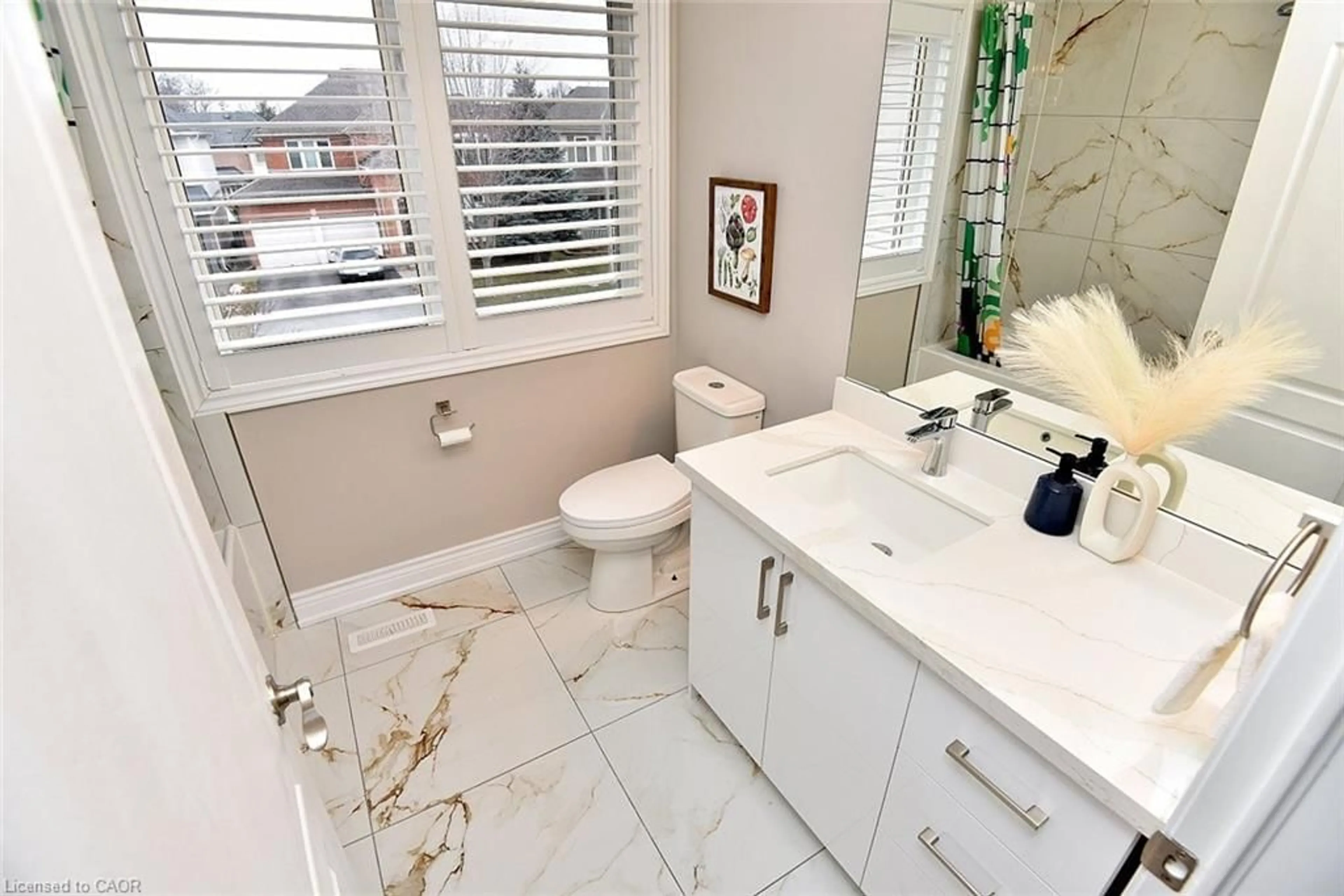 Contemporary bathroom, ceramic/tile floor for 5109 Blue Spruce Ave, Burlington Ontario L7L 6G7