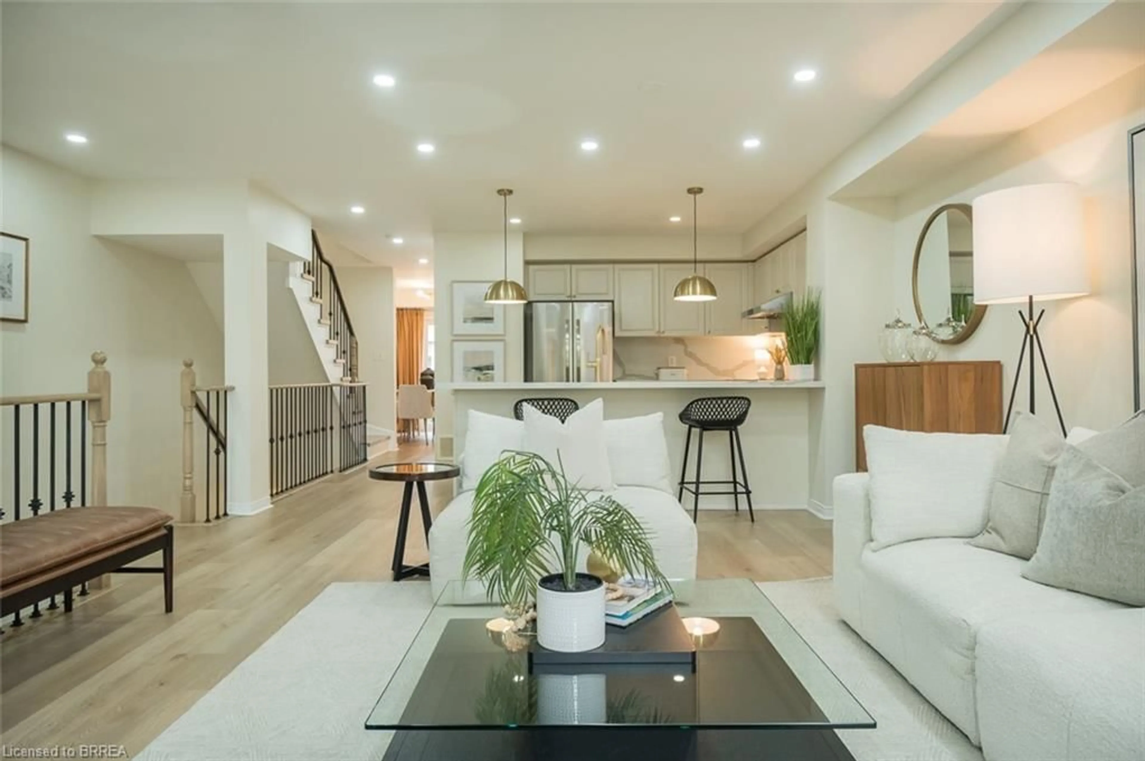 Open concept kitchen, unknown for 3355 Thomas St #10, Mississauga Ontario L5M 0N7