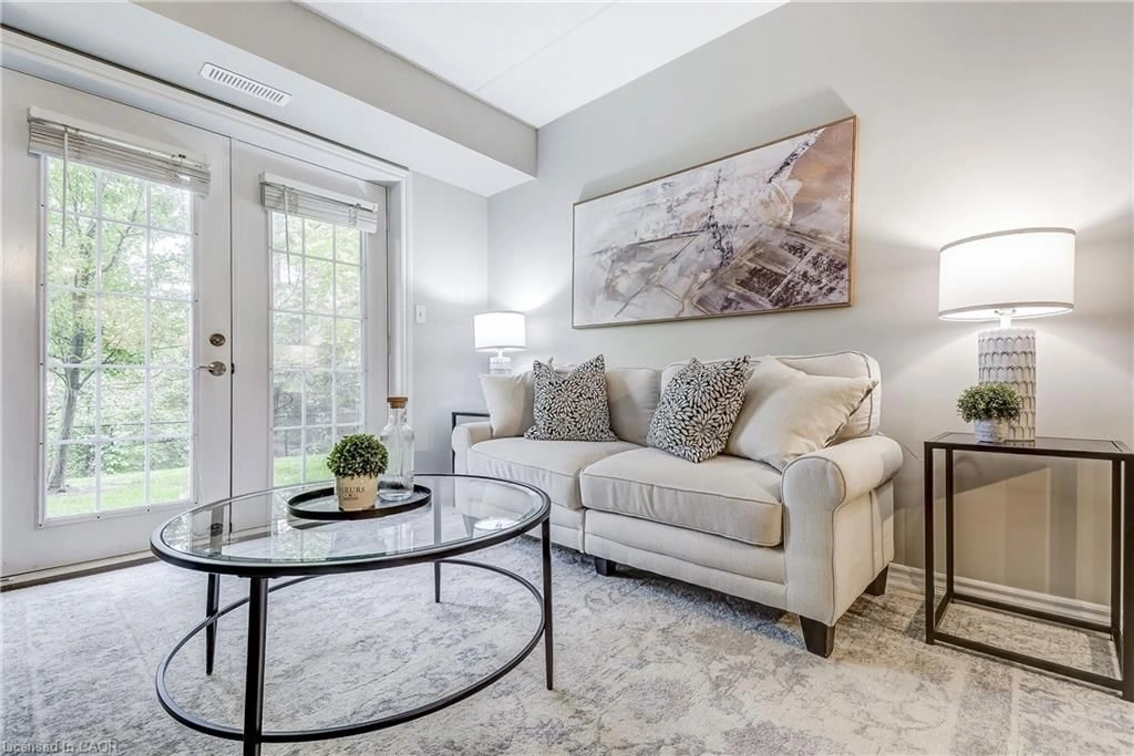 Living room with furniture, unknown for 2055 Appleby Line #103, Burlington Ontario L7L 7H1