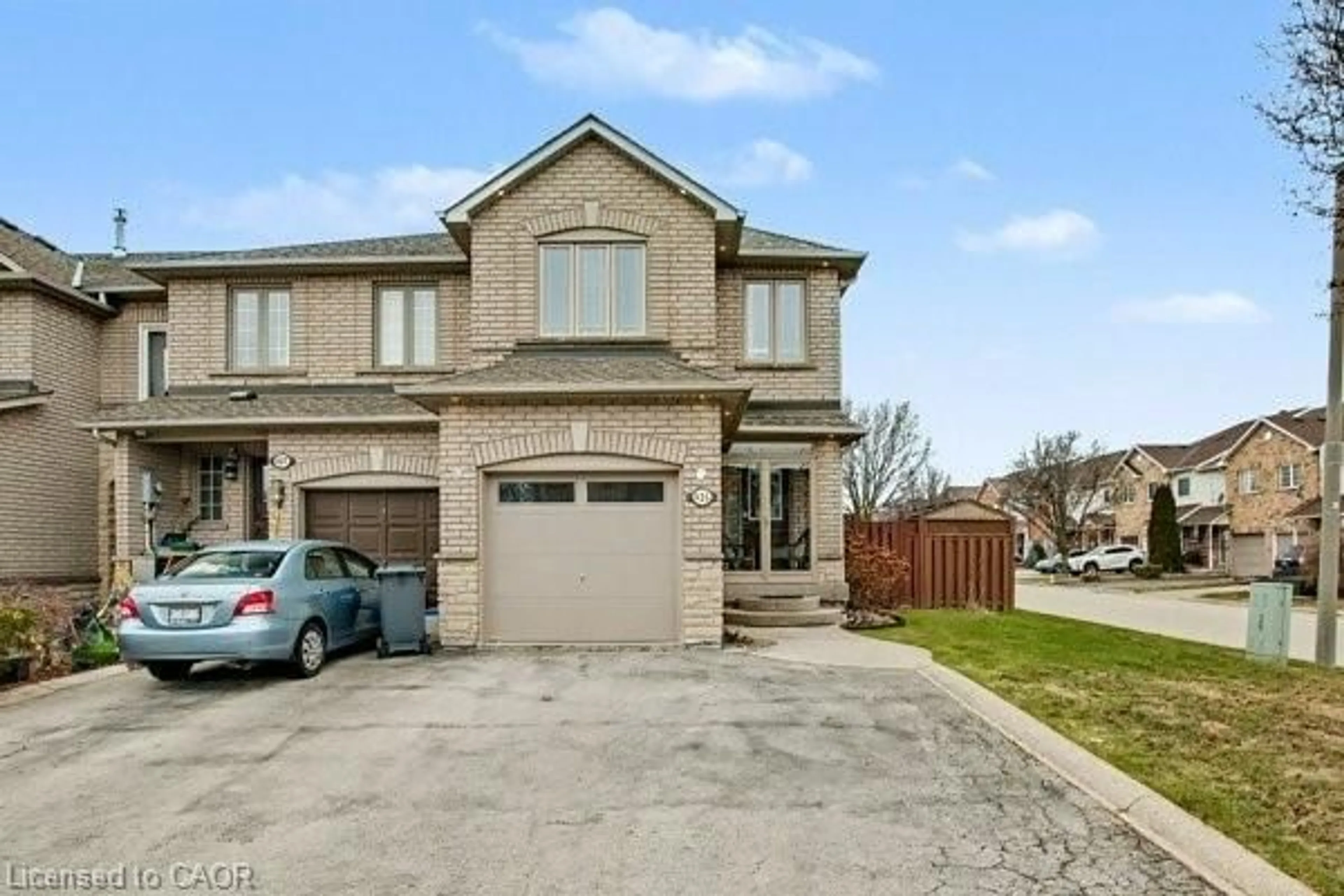 Unknown for 425 Taylor Cres, Burlington Ontario L7L 6J9