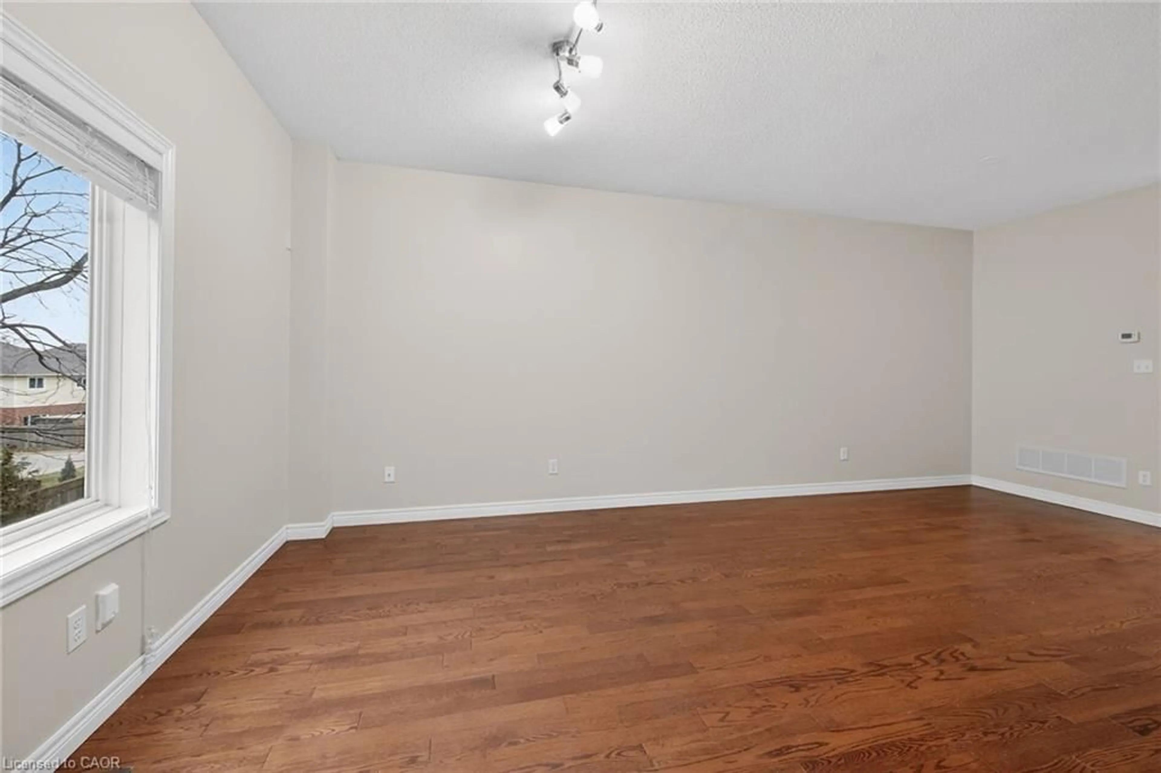 A pic of a room for 40 Myers Lane, Ancaster Ontario L9G 1A5