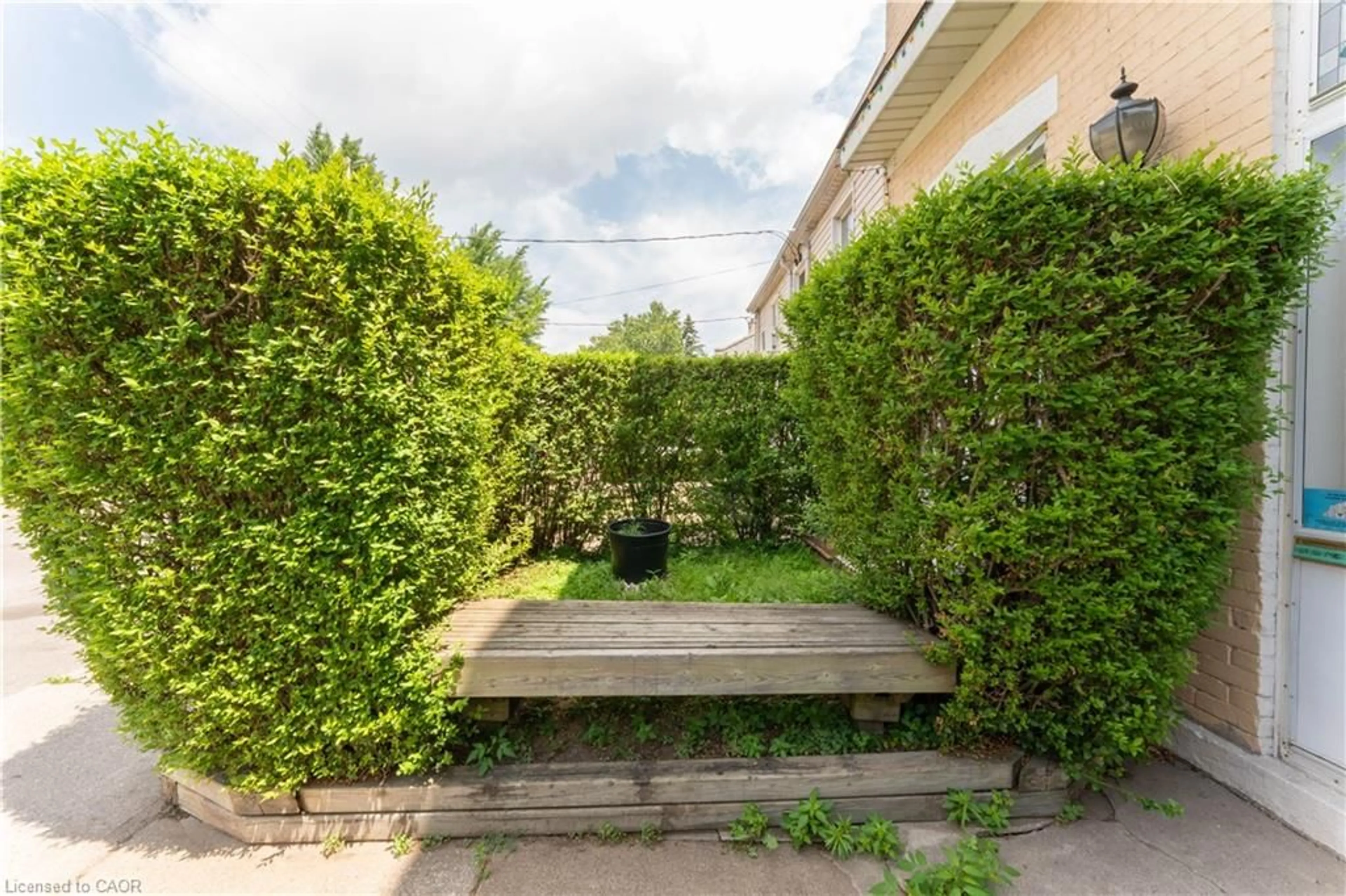 Patio, street for 166-168 Macnab St, Hamilton Ontario L8R 2M4