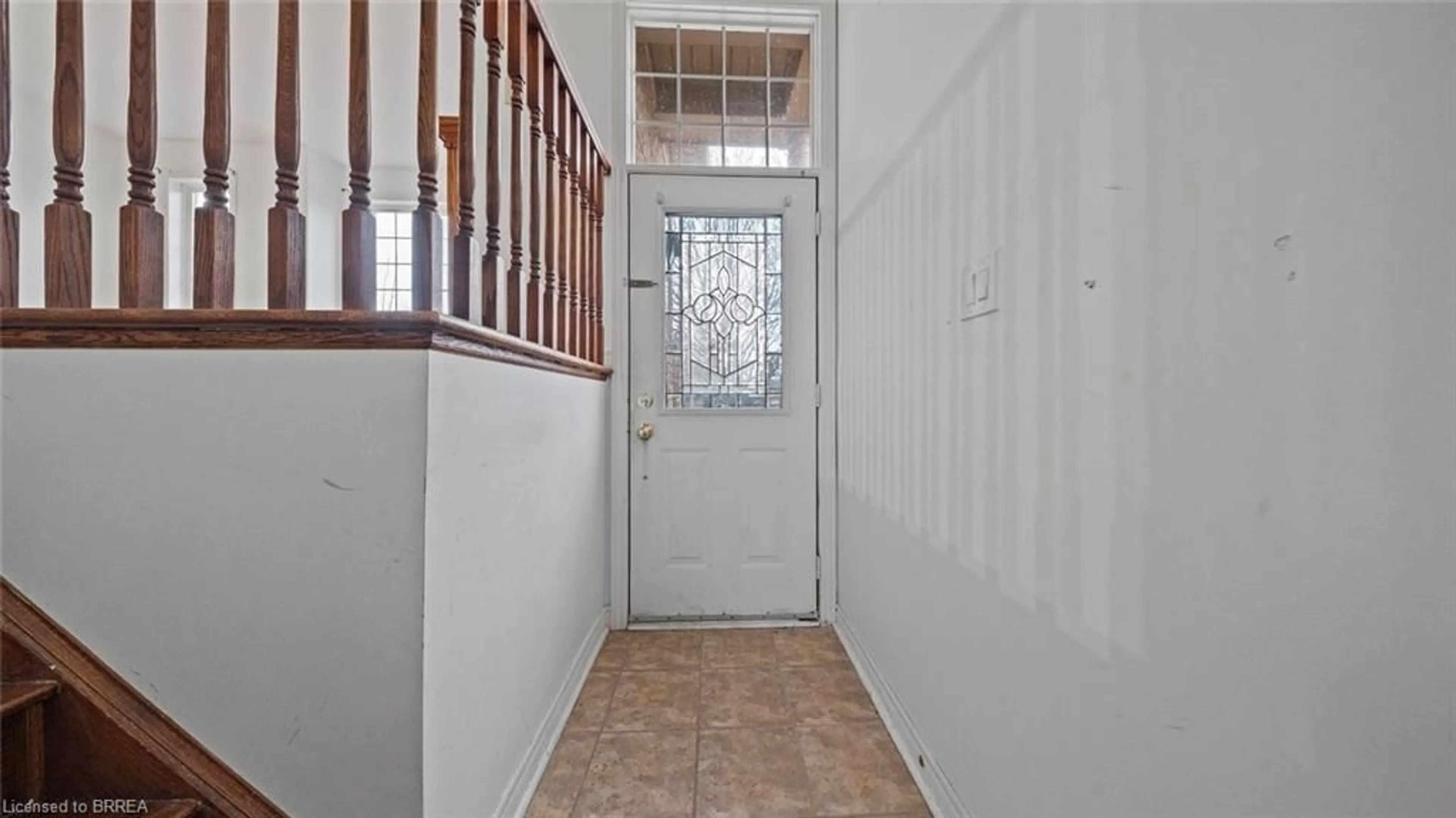 Indoor foyer for 2235 Hummingbird Way, Oakville Ontario L6M 3Z6