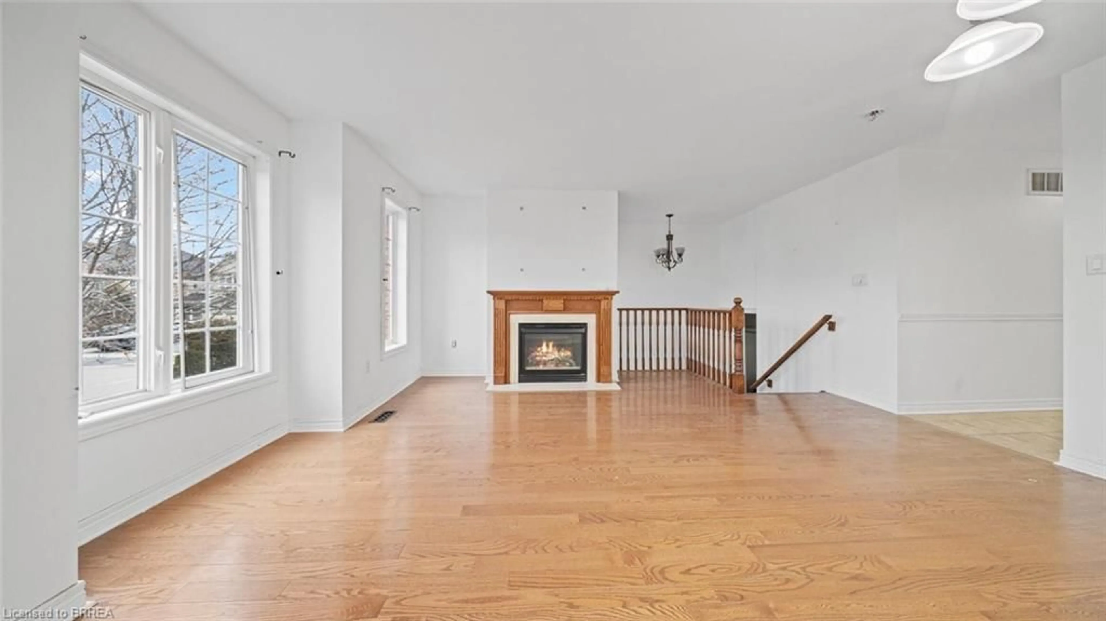 Unknown for 2235 Hummingbird Way, Oakville Ontario L6M 3Z6