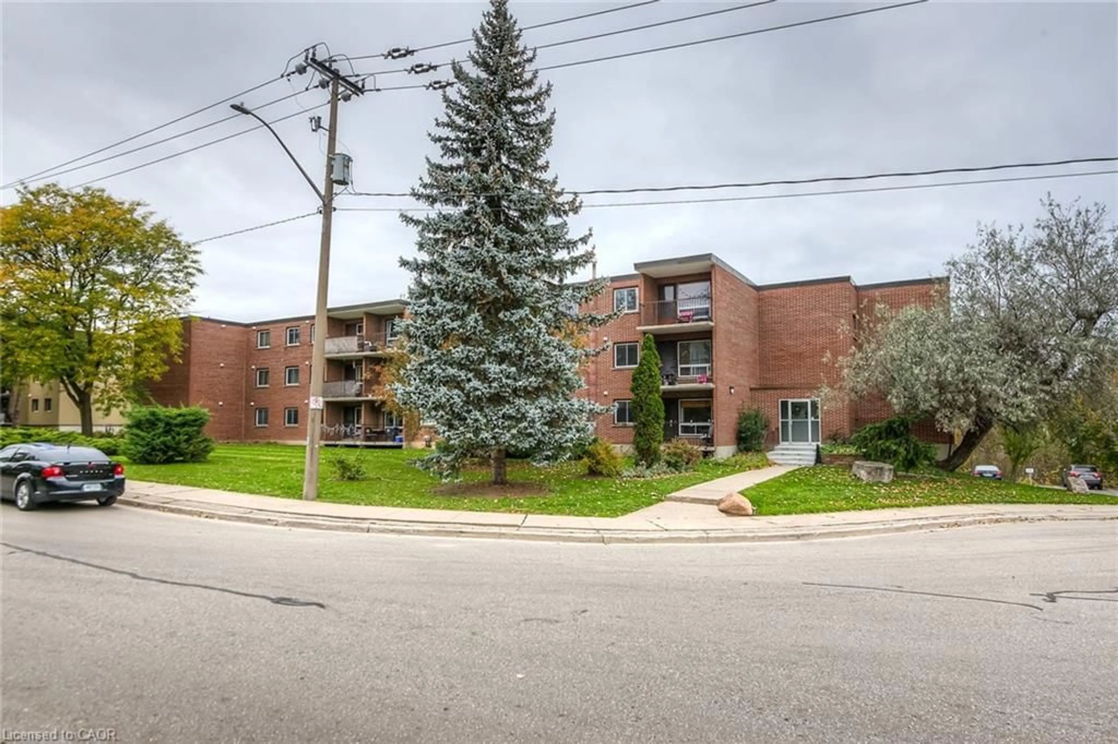 Unknown for 4 Avalon Pl #103, Kitchener Ontario N2M 4N6