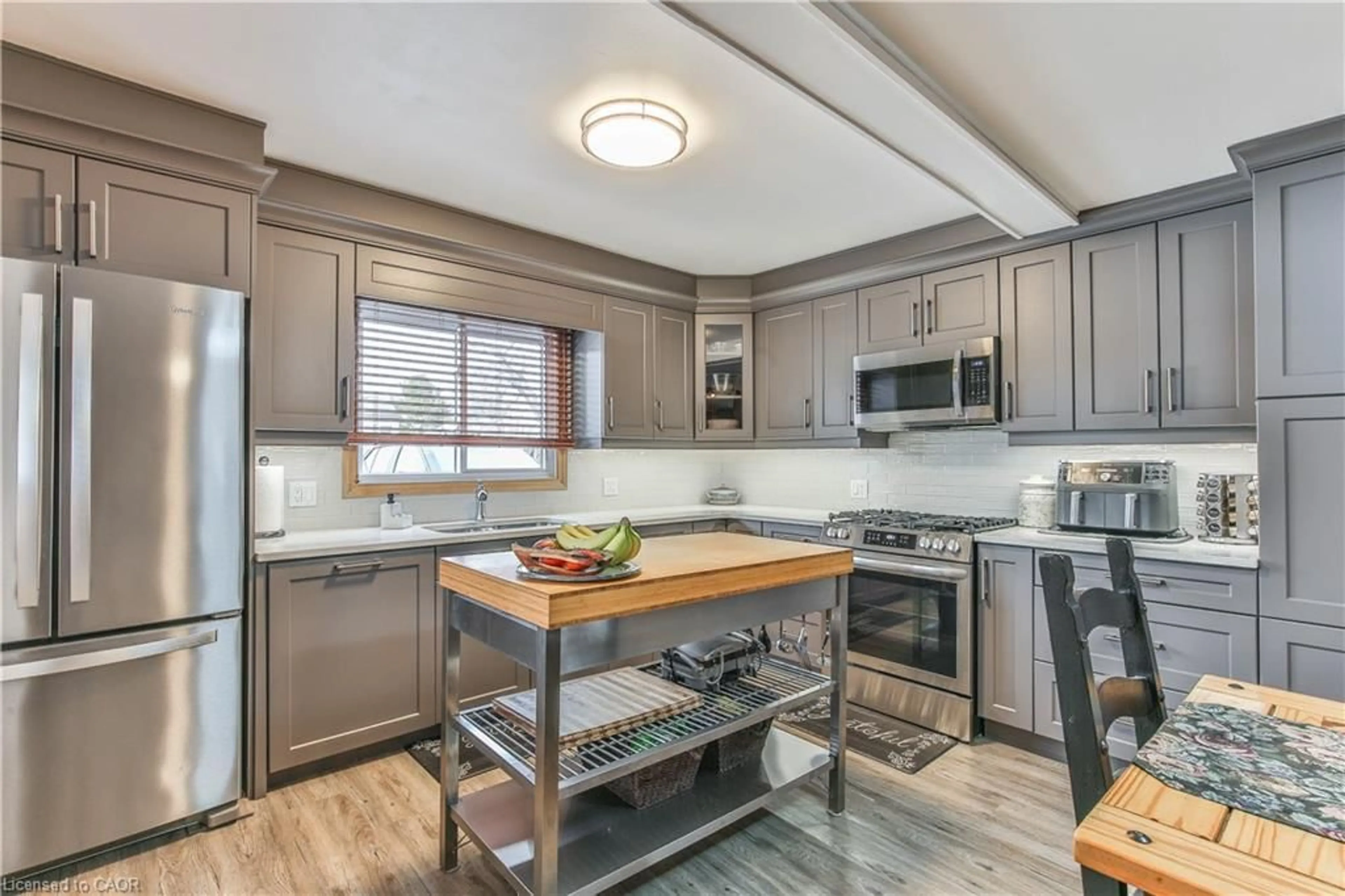 Open concept kitchen, unknown for 7 Bee St, St. Williams Ontario N0E 1P0