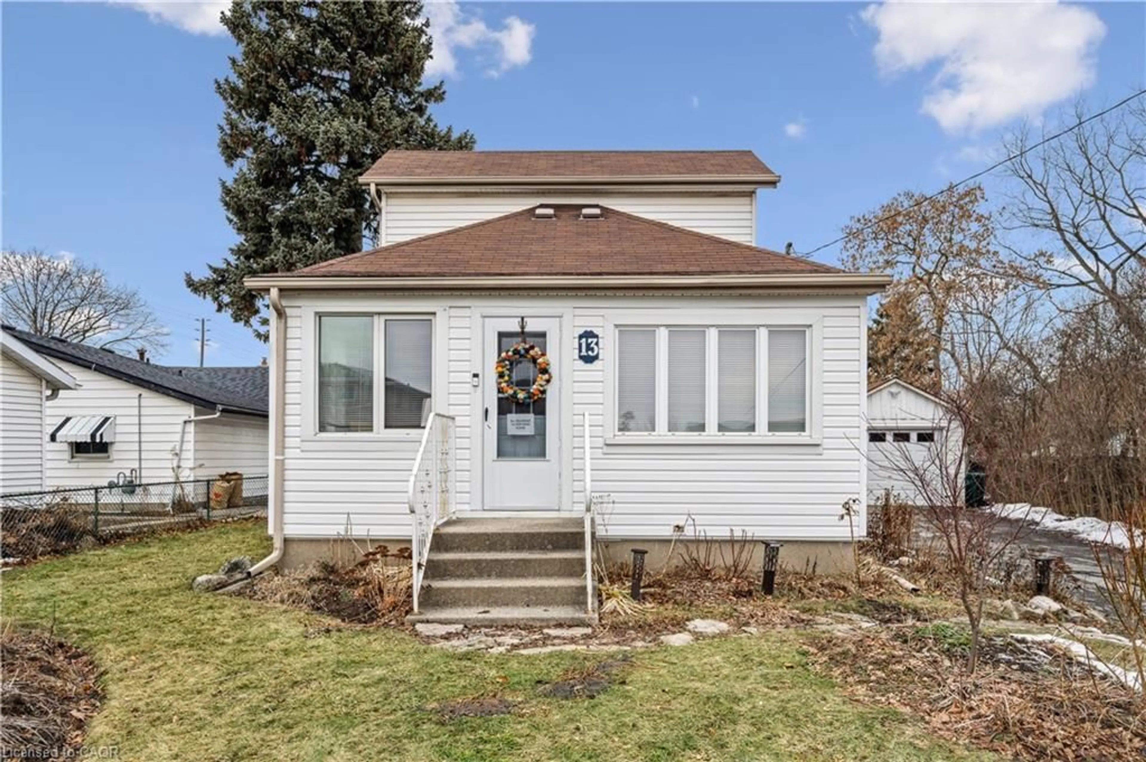 Home with vinyl exterior material, street for 13 Spiers Cres, Cambridge Ontario N1R 1B3