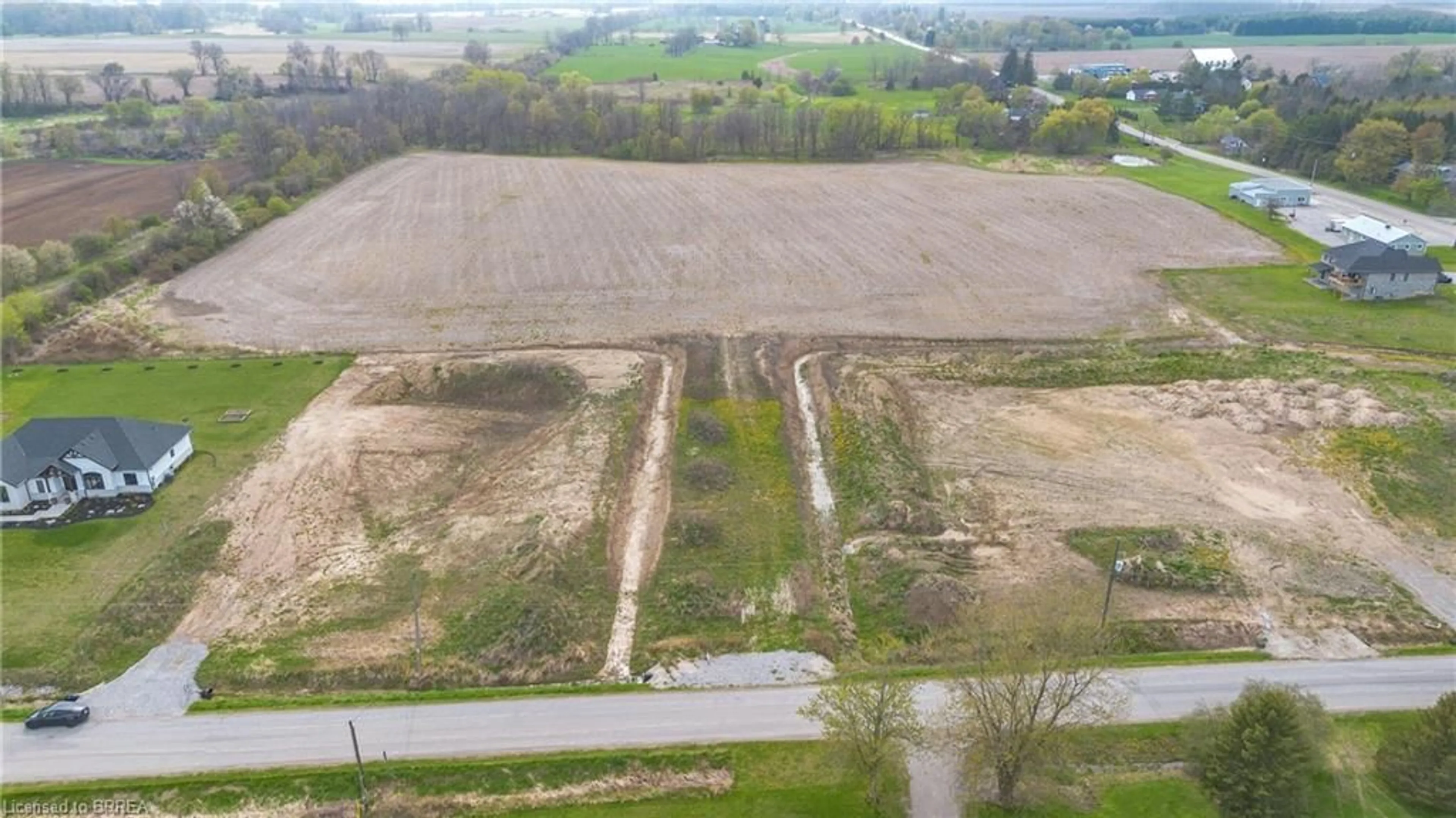 A pic from outside/outdoor area/front of a property/back of a property/a pic from drone, building for 701 Villa Nova Rd, Villa Nova Ontario N0E 1Y0