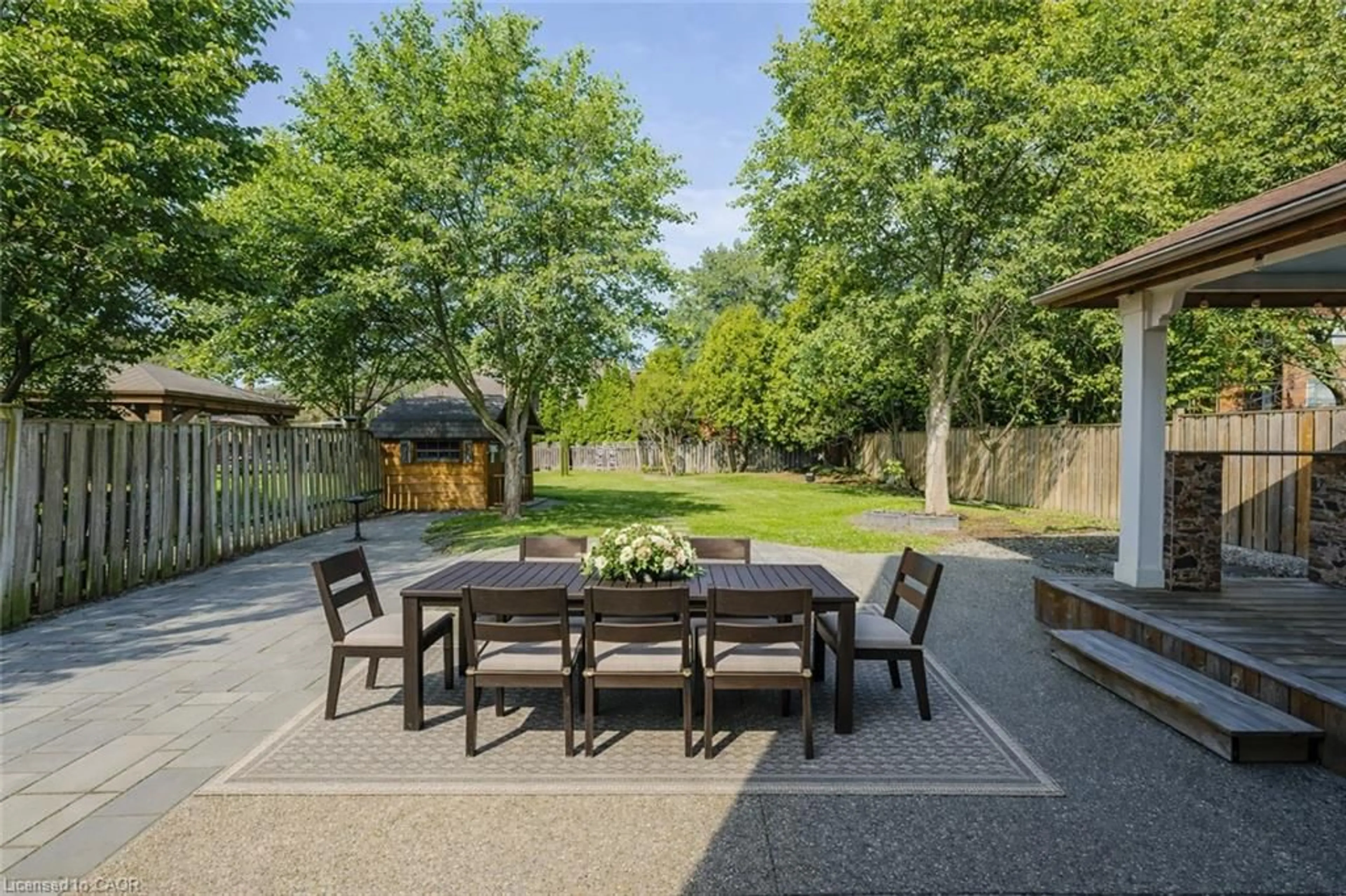 Patio, street for 1229 Freeman St, Burlington Ontario L7S 2J7