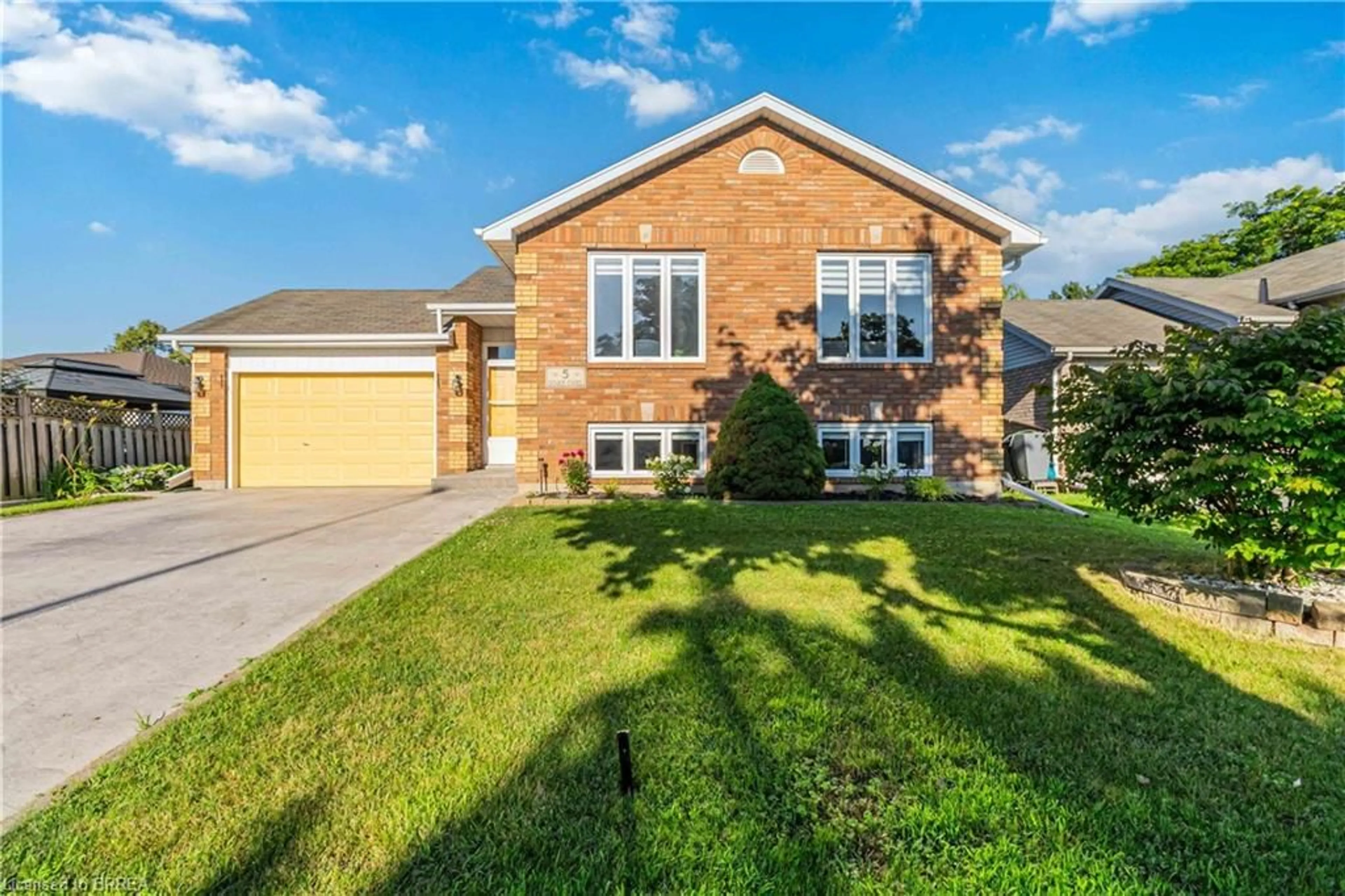 Home with brick exterior material, street for 5 Cork Cres, Brantford Ontario N3V 1E3