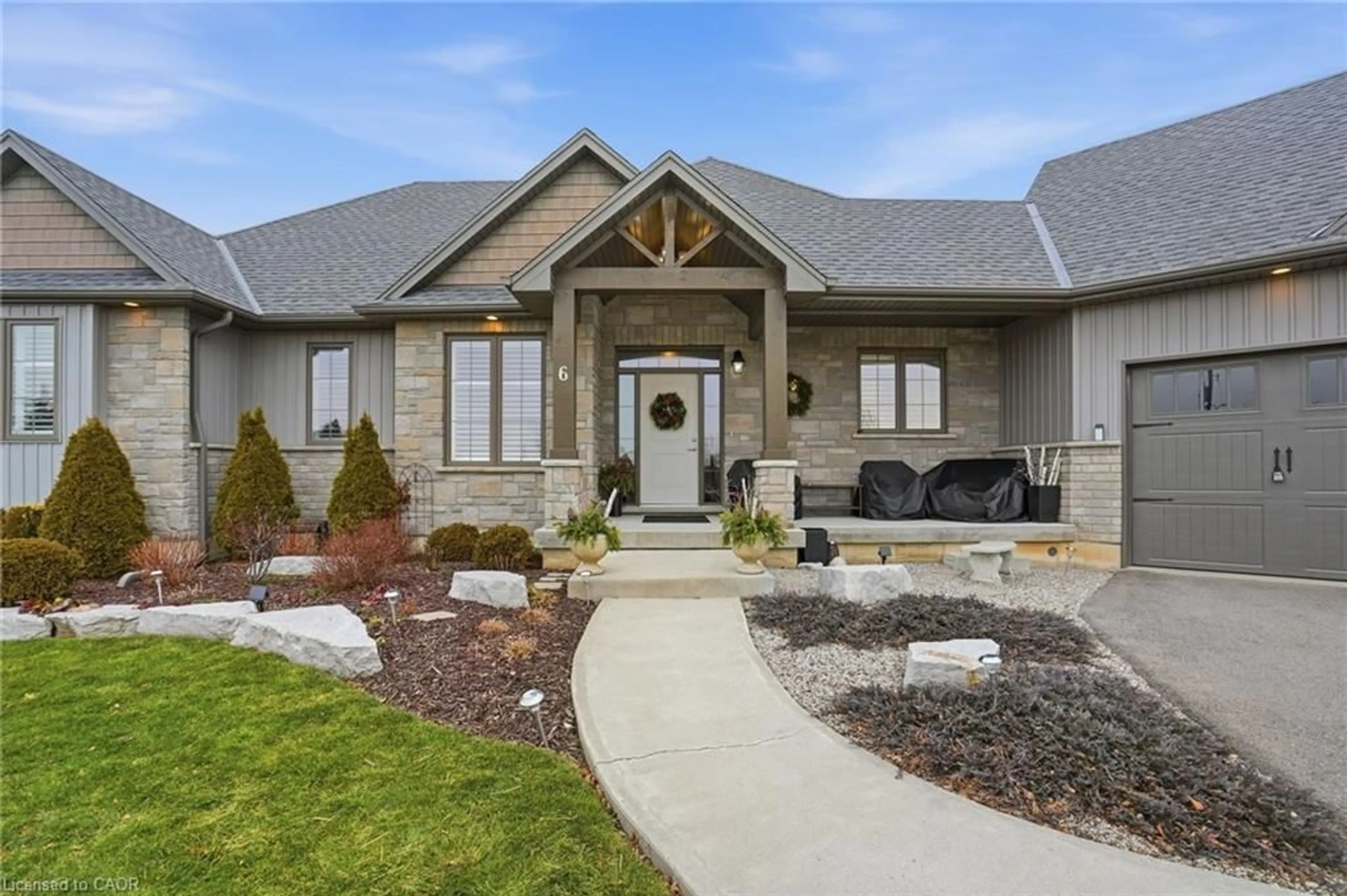 Unknown for 6 Macneil Crt, Brantford Ontario N3S 0G3