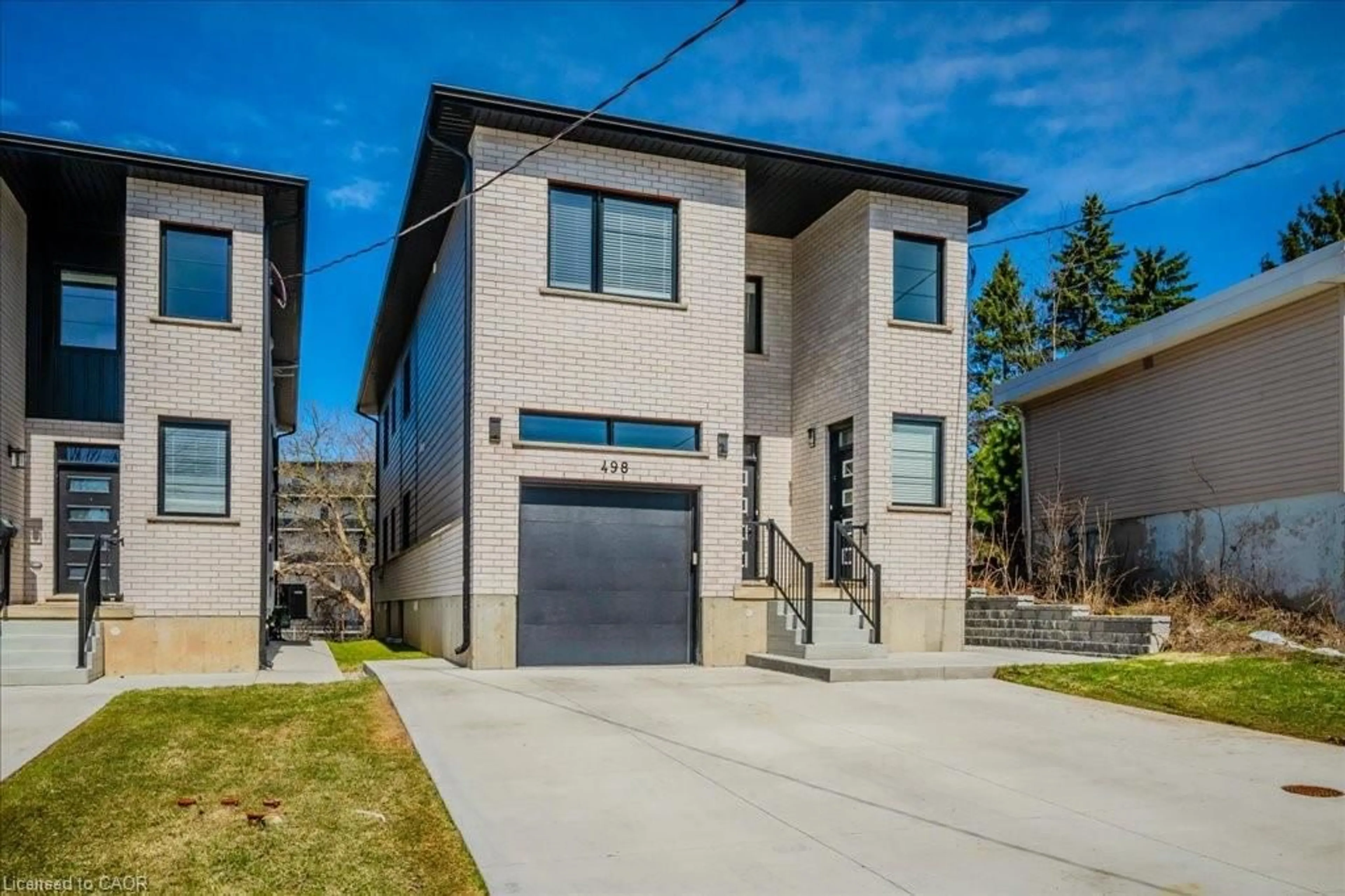 Home with brick exterior material, street for 498 Karn St, Kitchener Ontario N2M 2C1