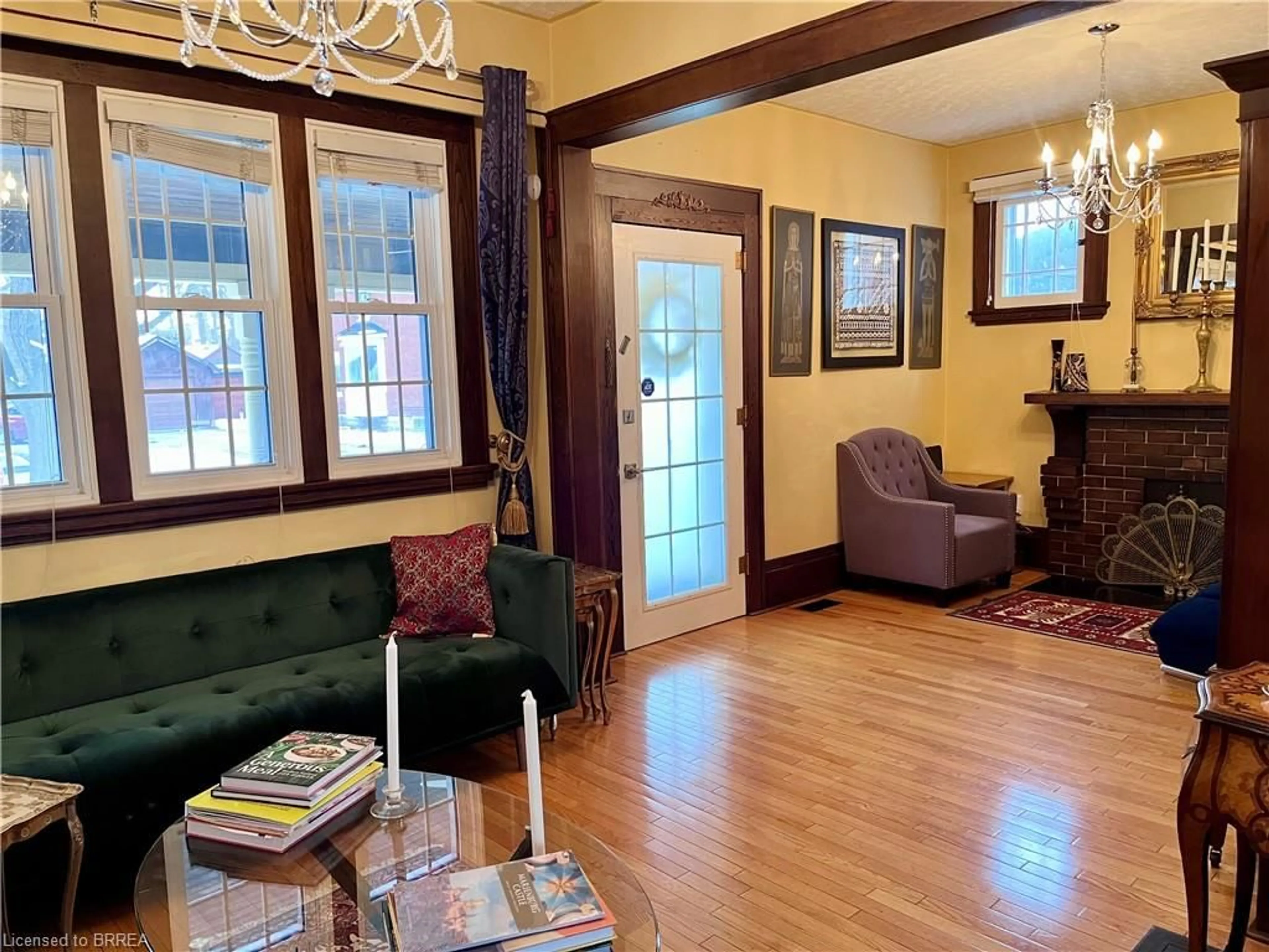 Unknown for 3 Palace St, Brantford Ontario N3T 3W2