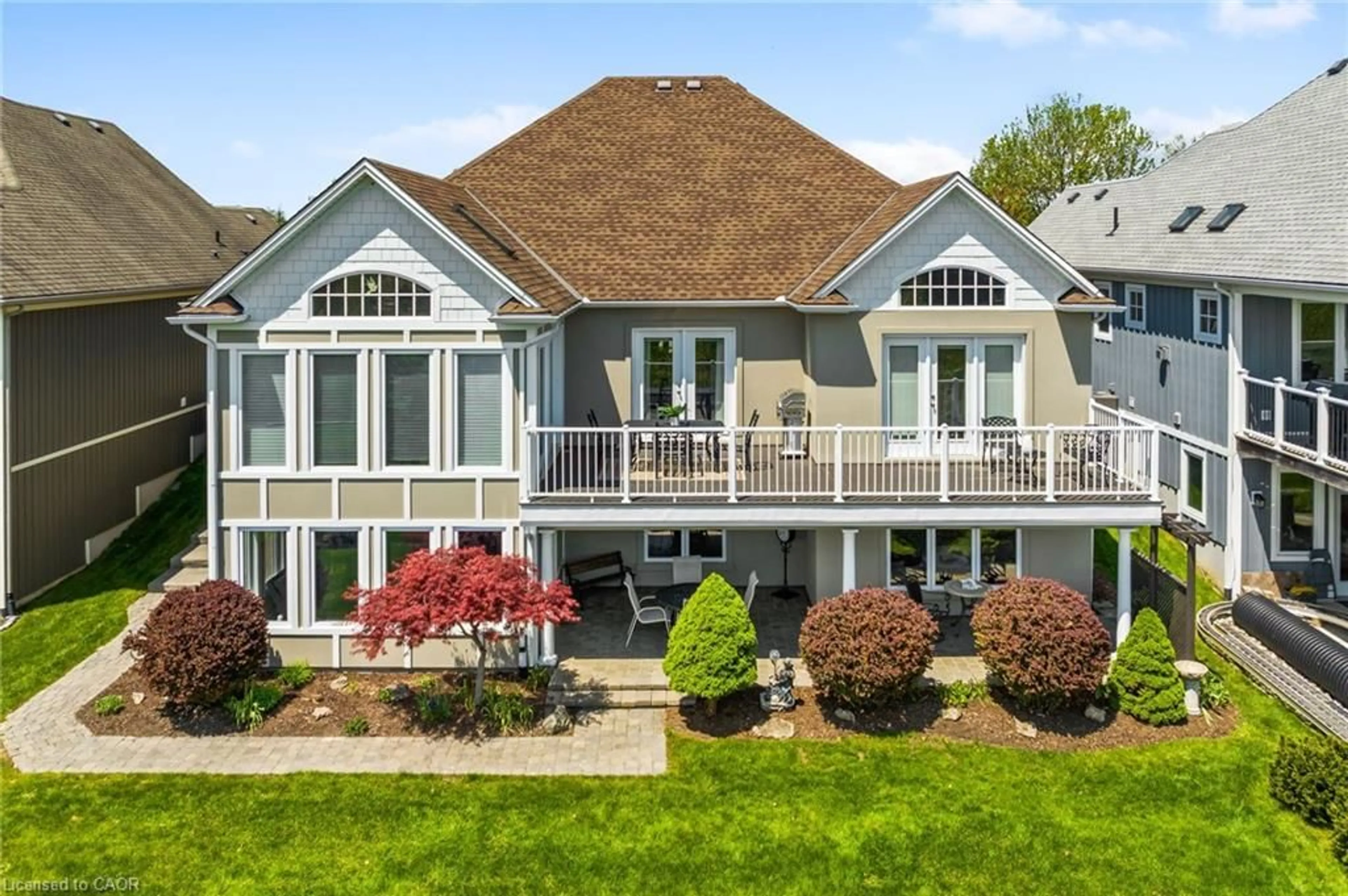 A pic from outside/outdoor area/front of a property/back of a property/a pic from drone, water/lake/river/ocean view for 116 Sunrise Crt, Ridgeway Ontario L0S 1N0