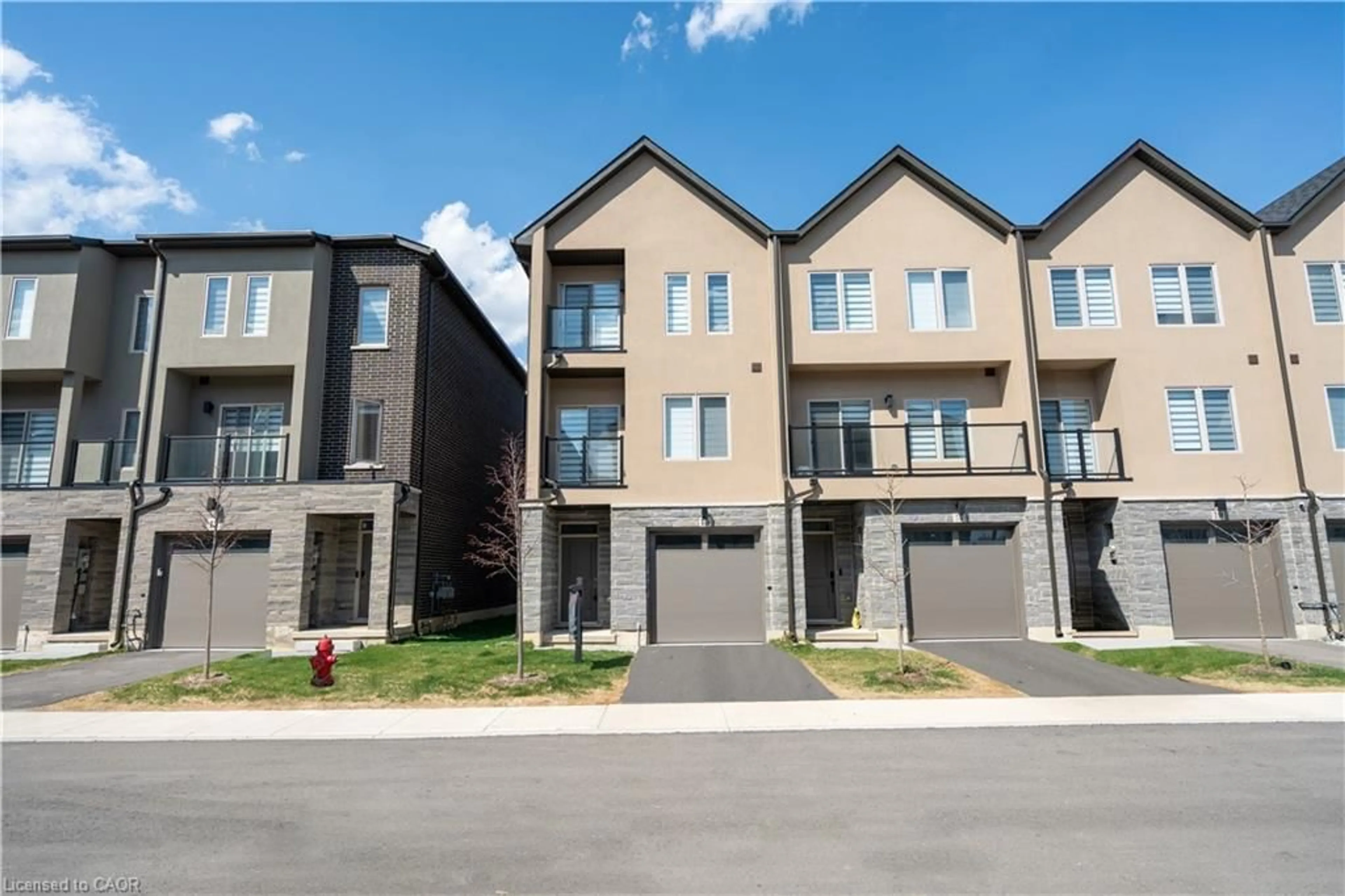 Unknown for 15 Raspberry Lane, Mount Hope Ontario L0R 1W0