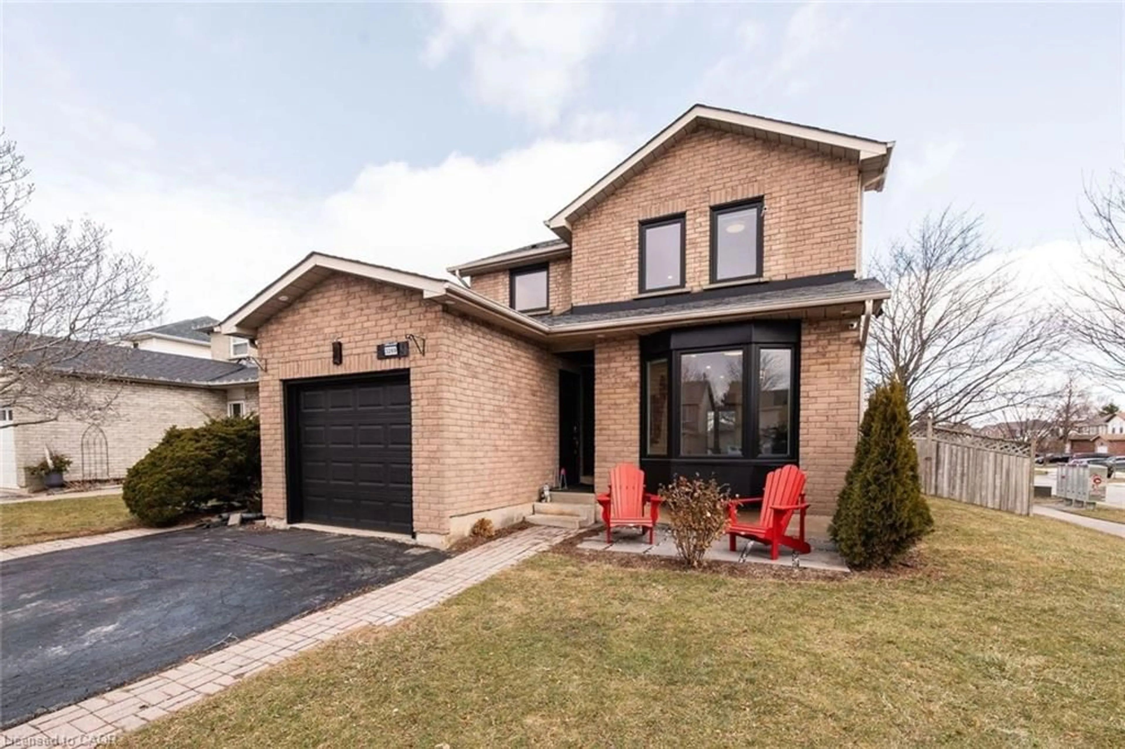 Home with brick exterior material, street for 3269 Woodcroft Cres, Burlington Ontario L7M 3K8