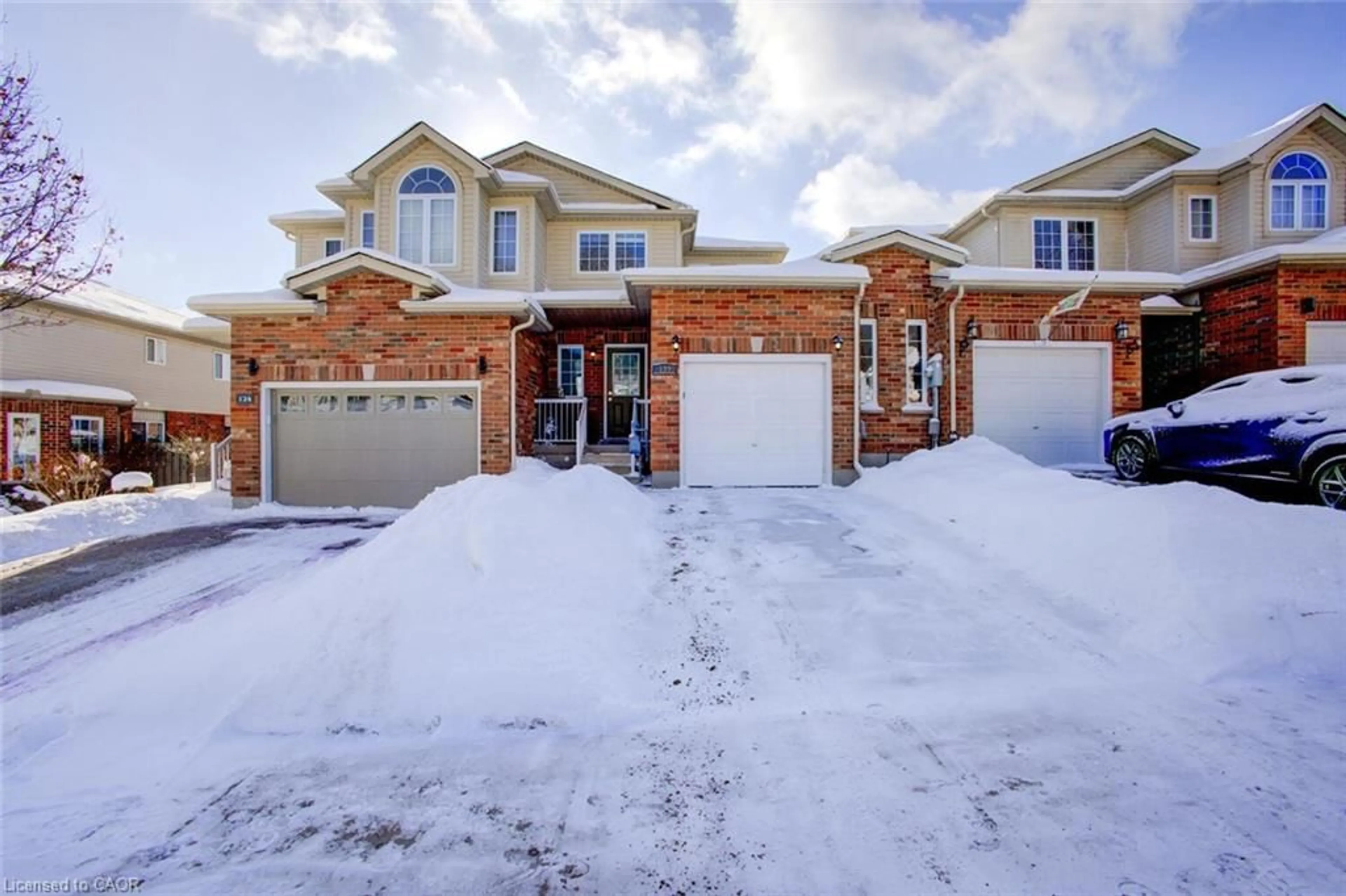 Home with brick exterior material, street for 122 Upper Mercer St, Kitchener Ontario N2A 4N2