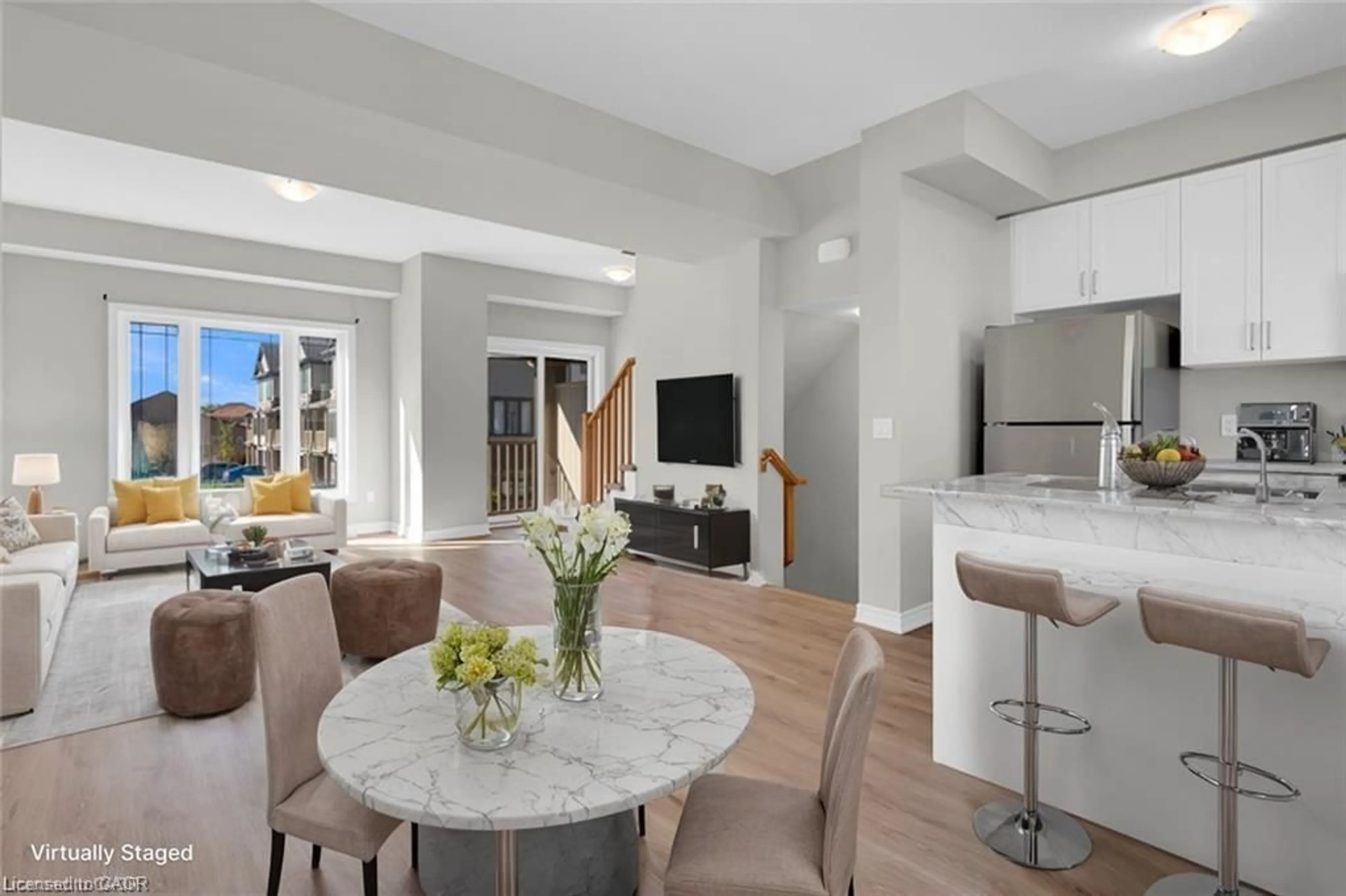 Open concept kitchen, unknown for 19 Picardy Dr #5, Hamilton Ontario L8J 0M7