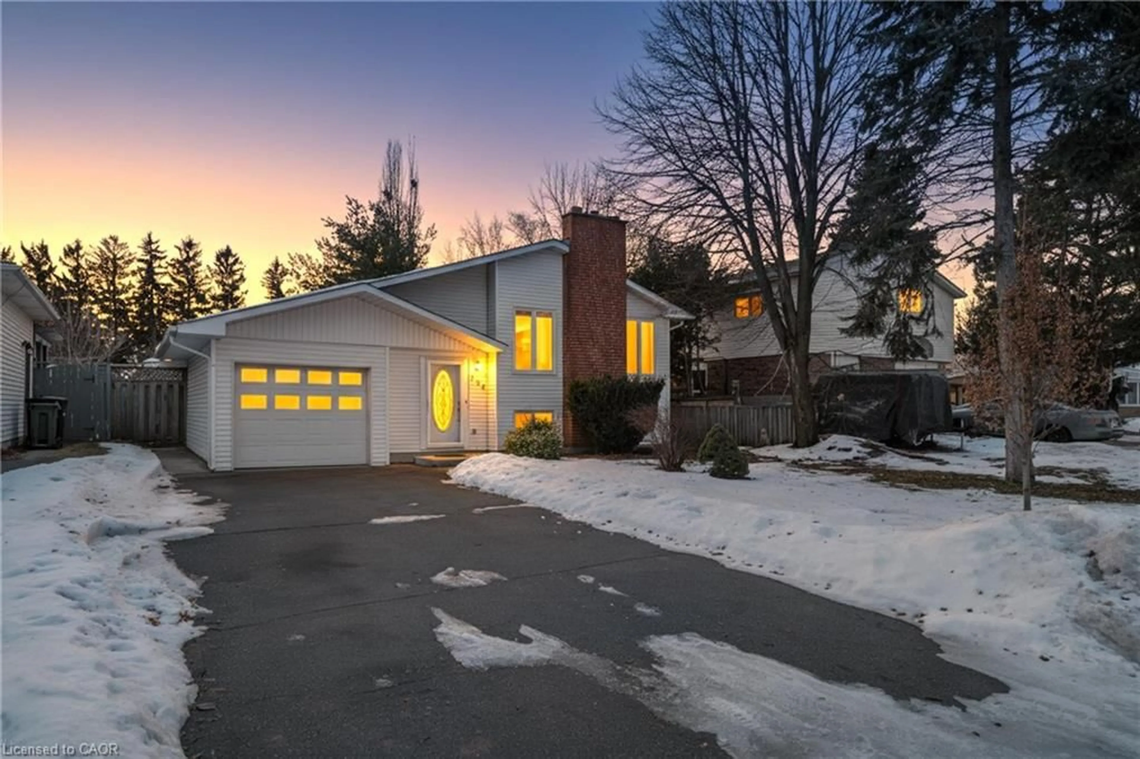 Unknown for 428 Dayna Cres, Waterloo Ontario N2K 3K7