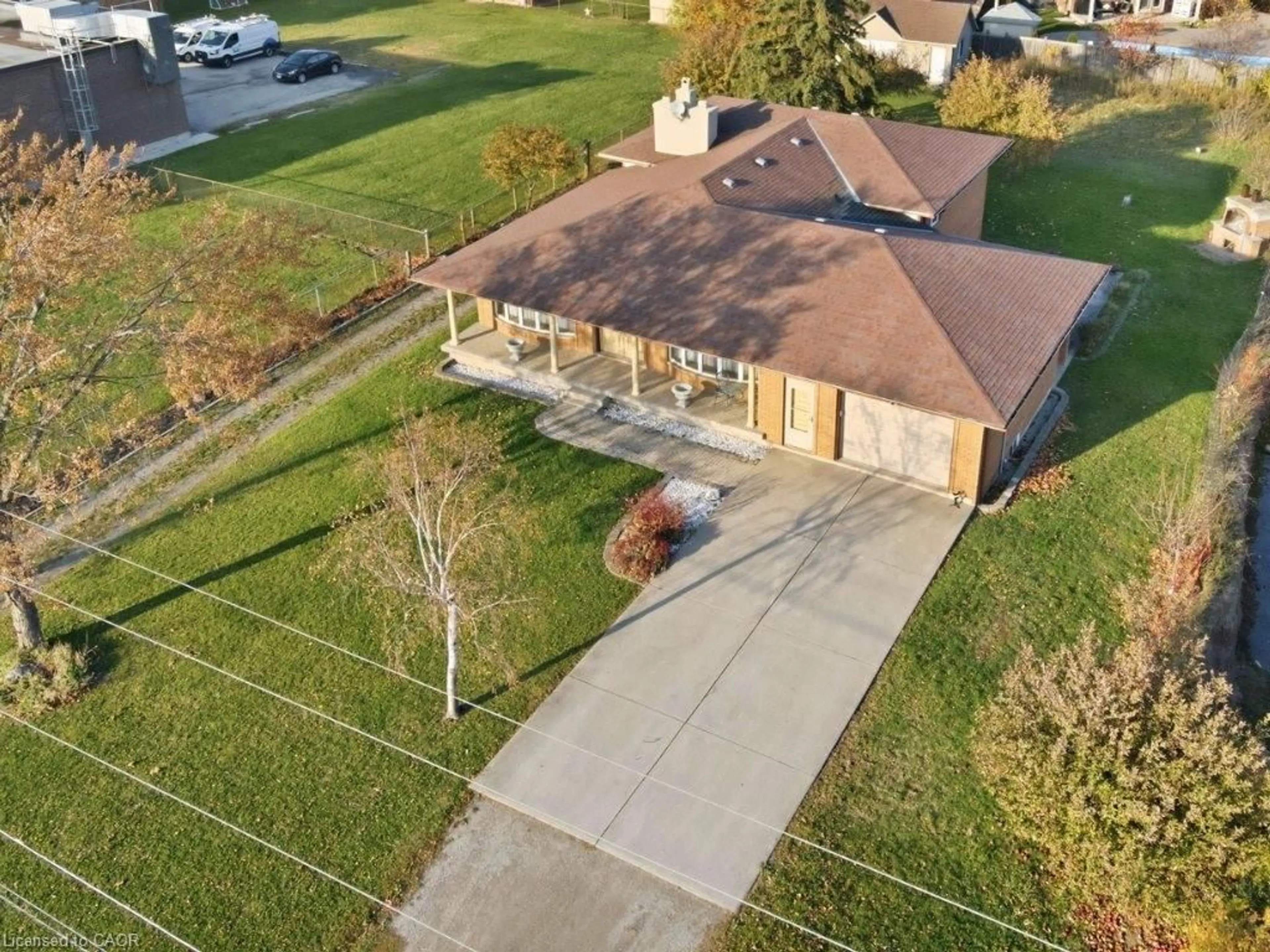 A pic from outside/outdoor area/front of a property/back of a property/a pic from drone, street for 1235 Barton St, Stoney Creek Ontario L8E 5G9
