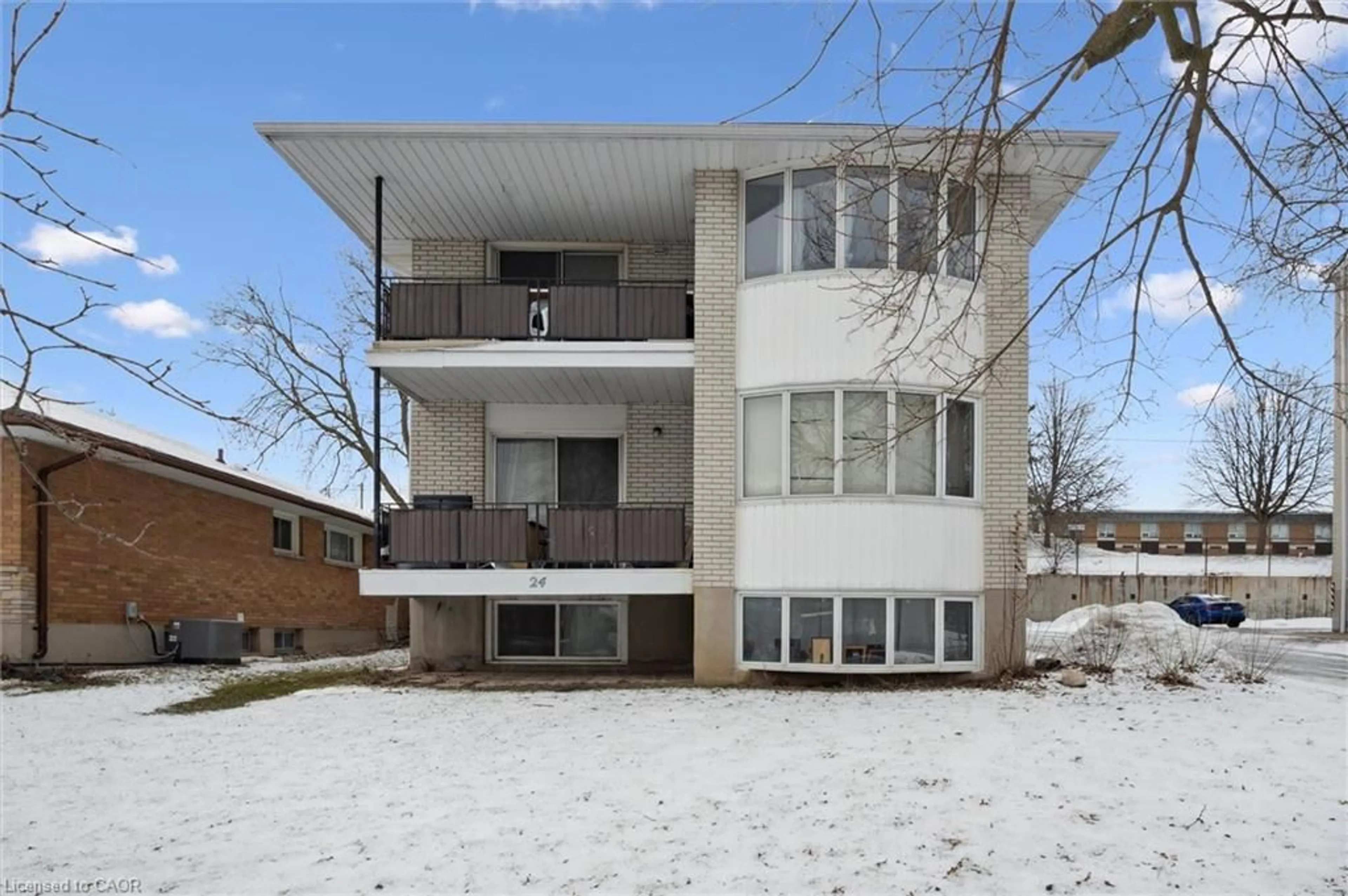 Home with brick exterior material, building for 24 Austin Dr, Waterloo Ontario N2L 3Y1