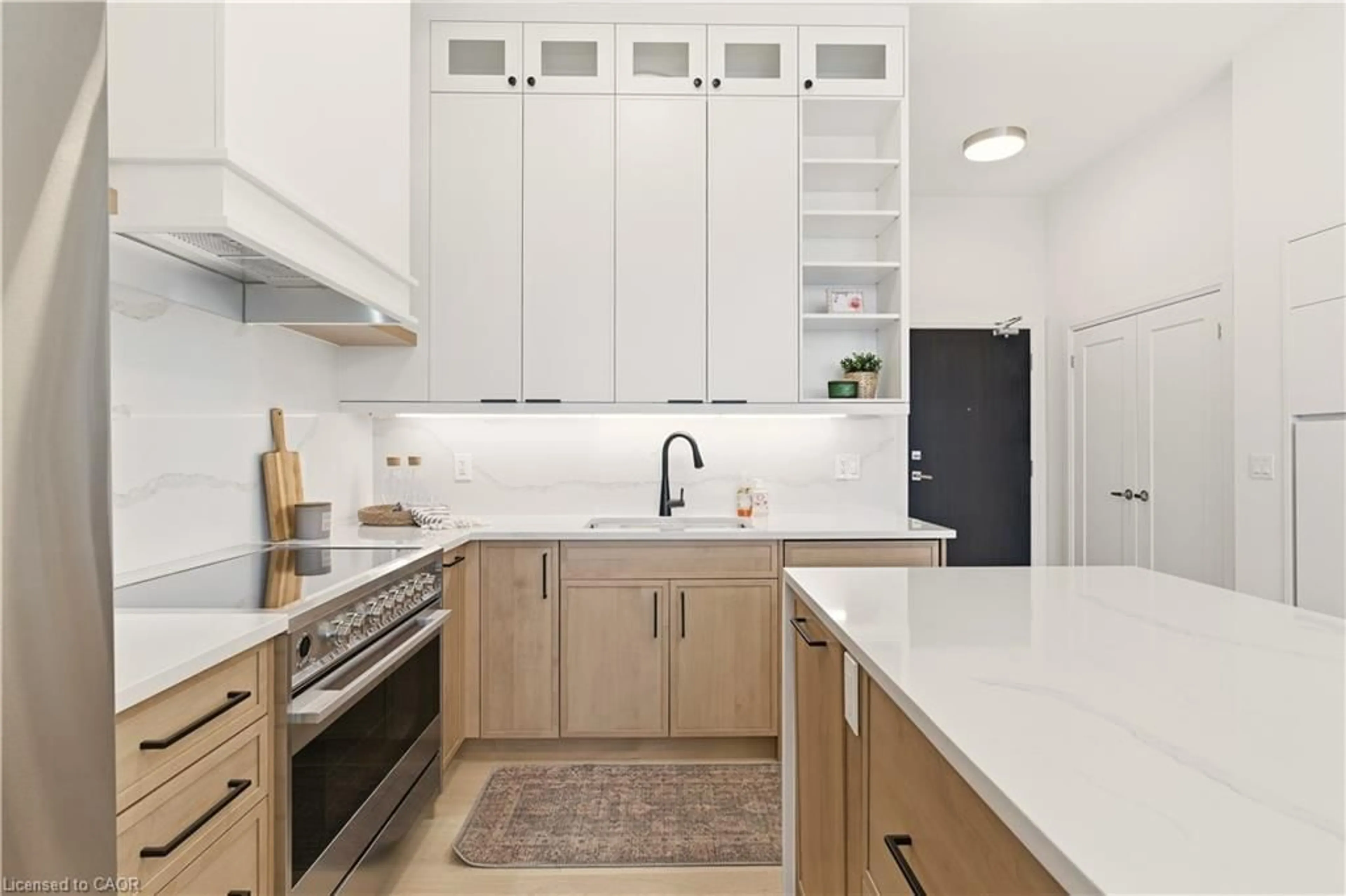 Contemporary kitchen, ceramic/tile floor for 500 Brock Ave #2101, Burlington Ontario L7S 0A5