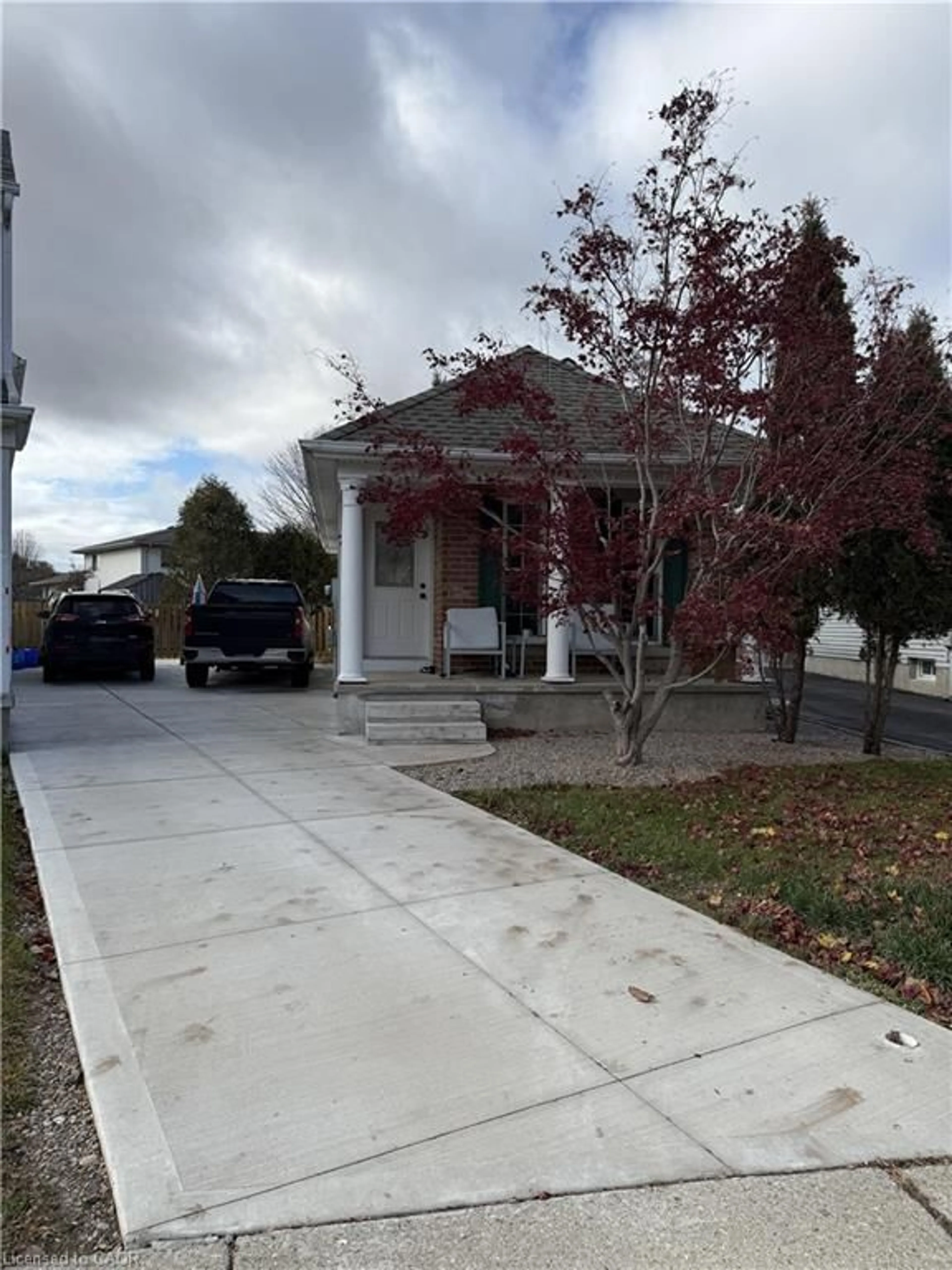 Unknown for 707 Jacob Lane, Waterloo Ontario N2V 2A7