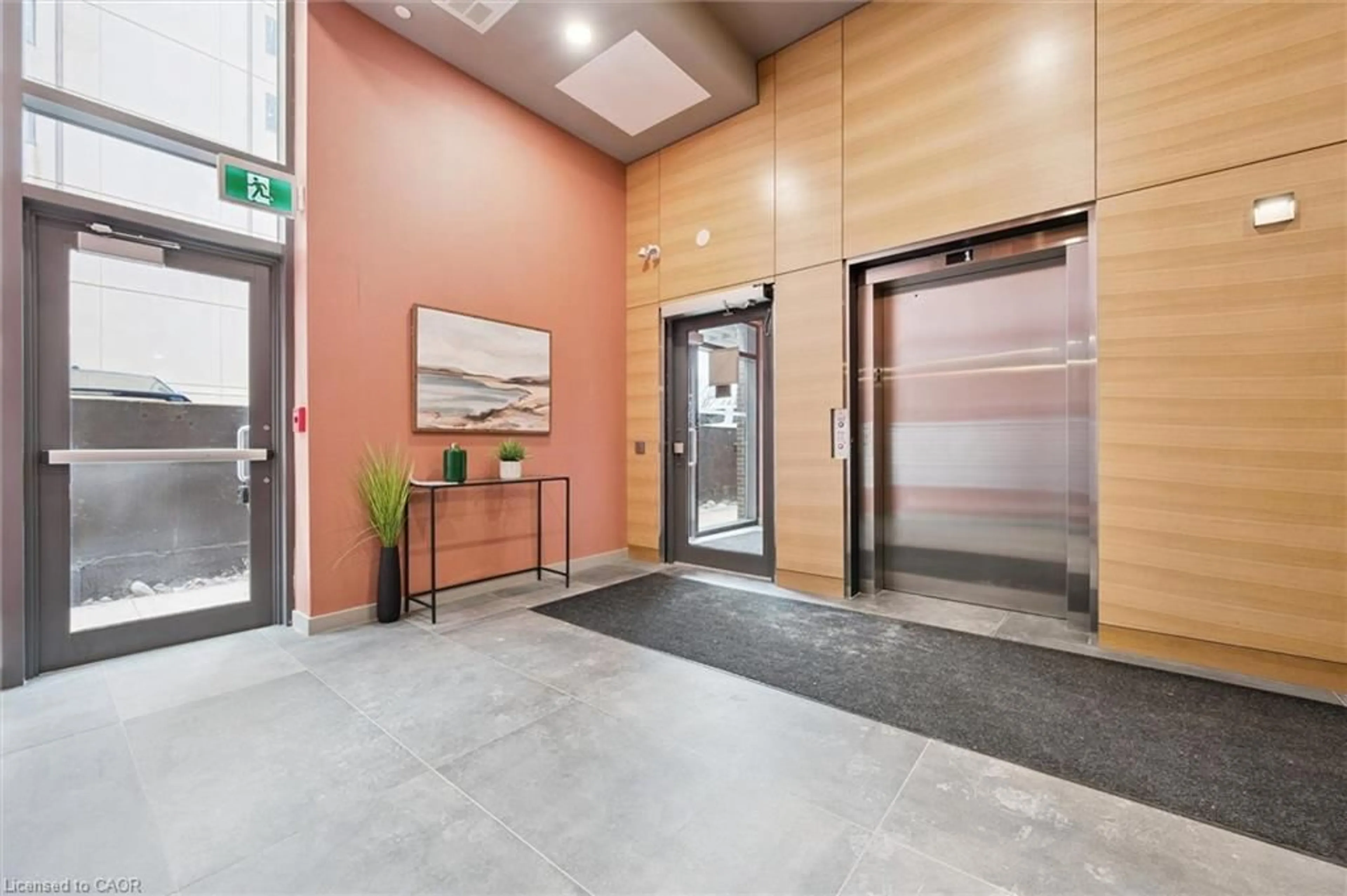 Indoor foyer for 51 David St #201, Kitchener Ontario N2G 0E8