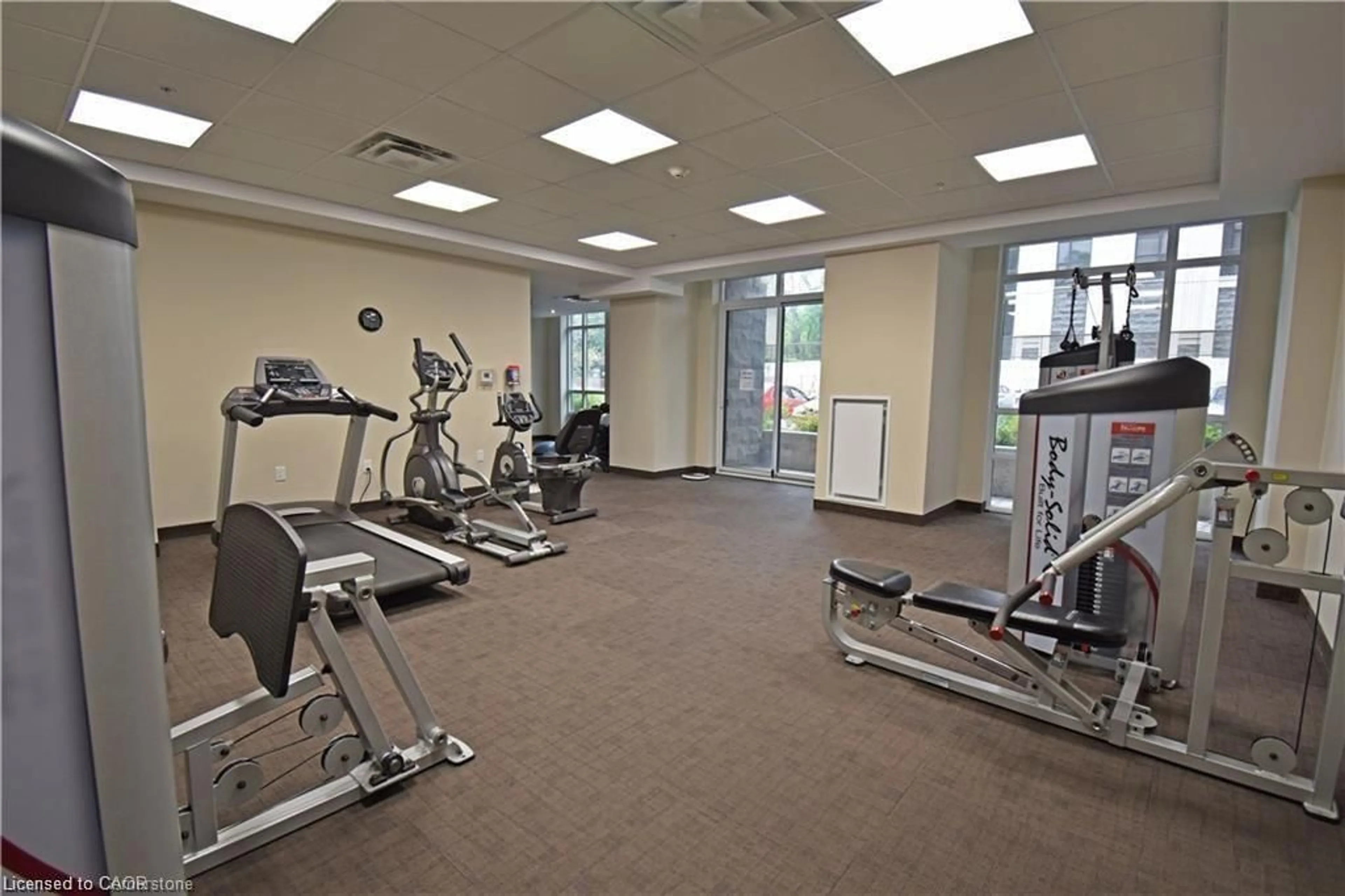 Gym or fitness room for 85 Robinson St #602, Hamilton Ontario L8P 1Z2