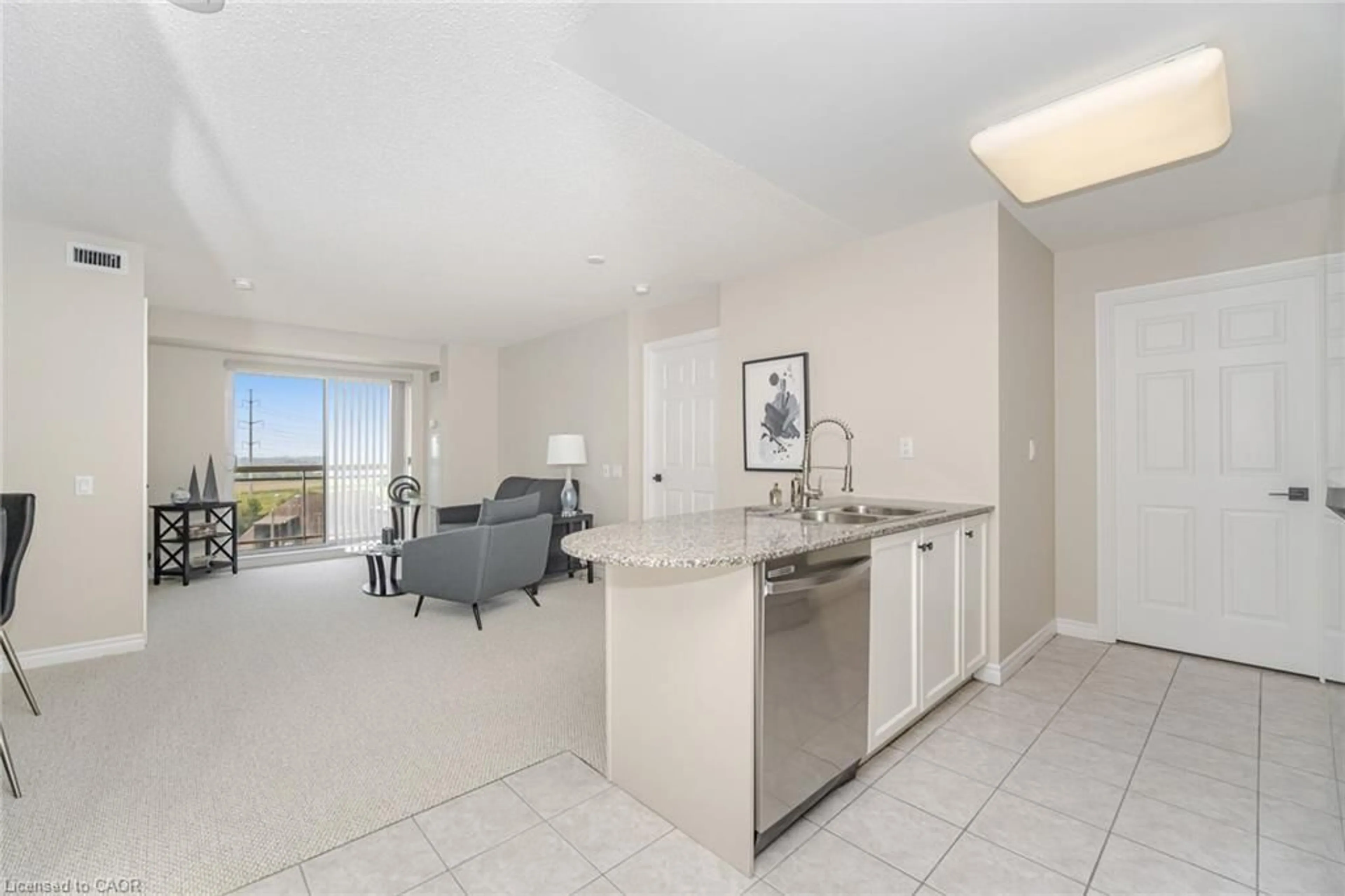 Open concept kitchen, unknown for 1720 Eglinton Ave #610, Toronto Ontario M4A 2X8