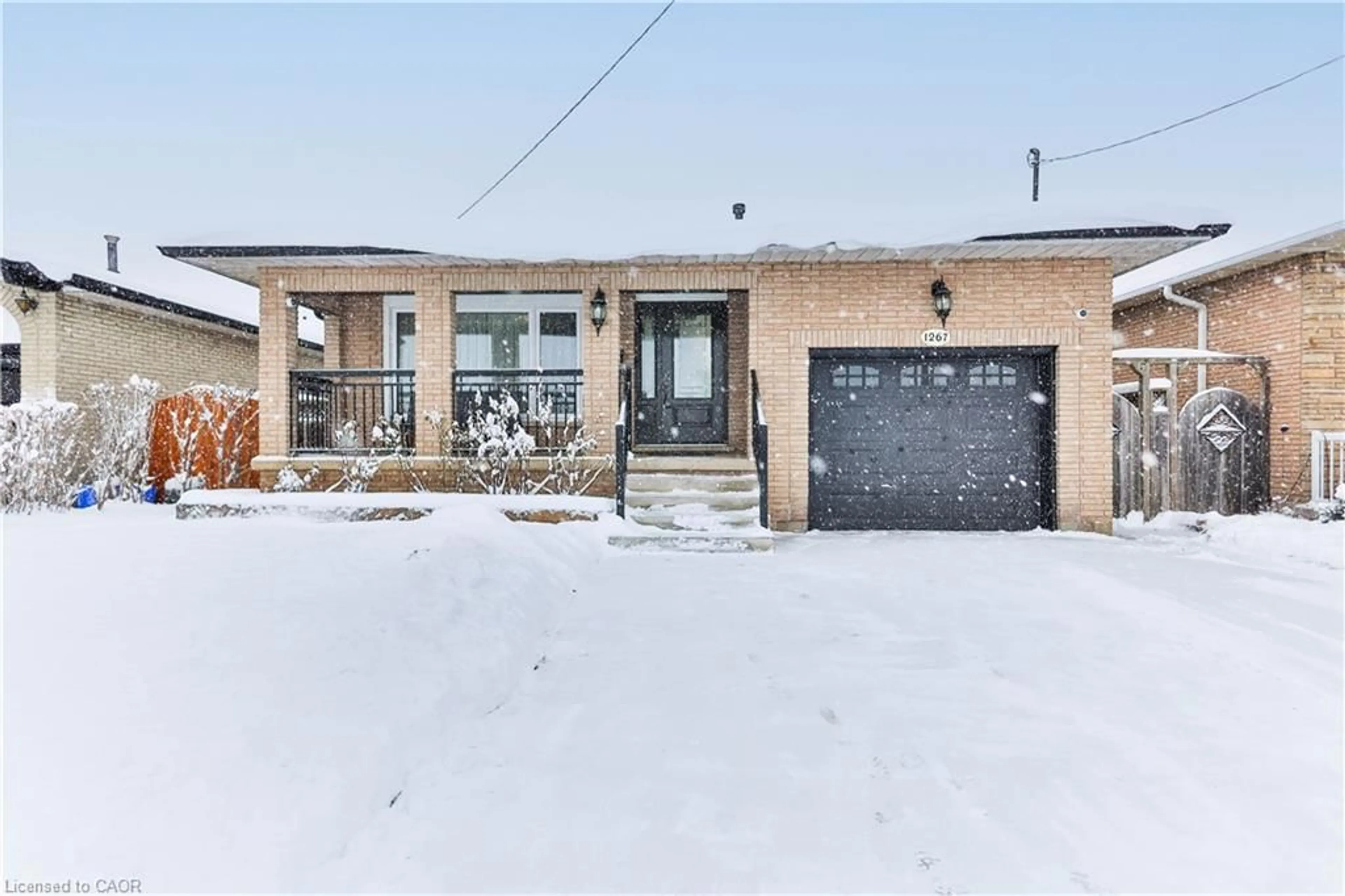 Home with brick exterior material, street for 1267 Limeridge Rd, Hamilton Ontario L8W 1Y1