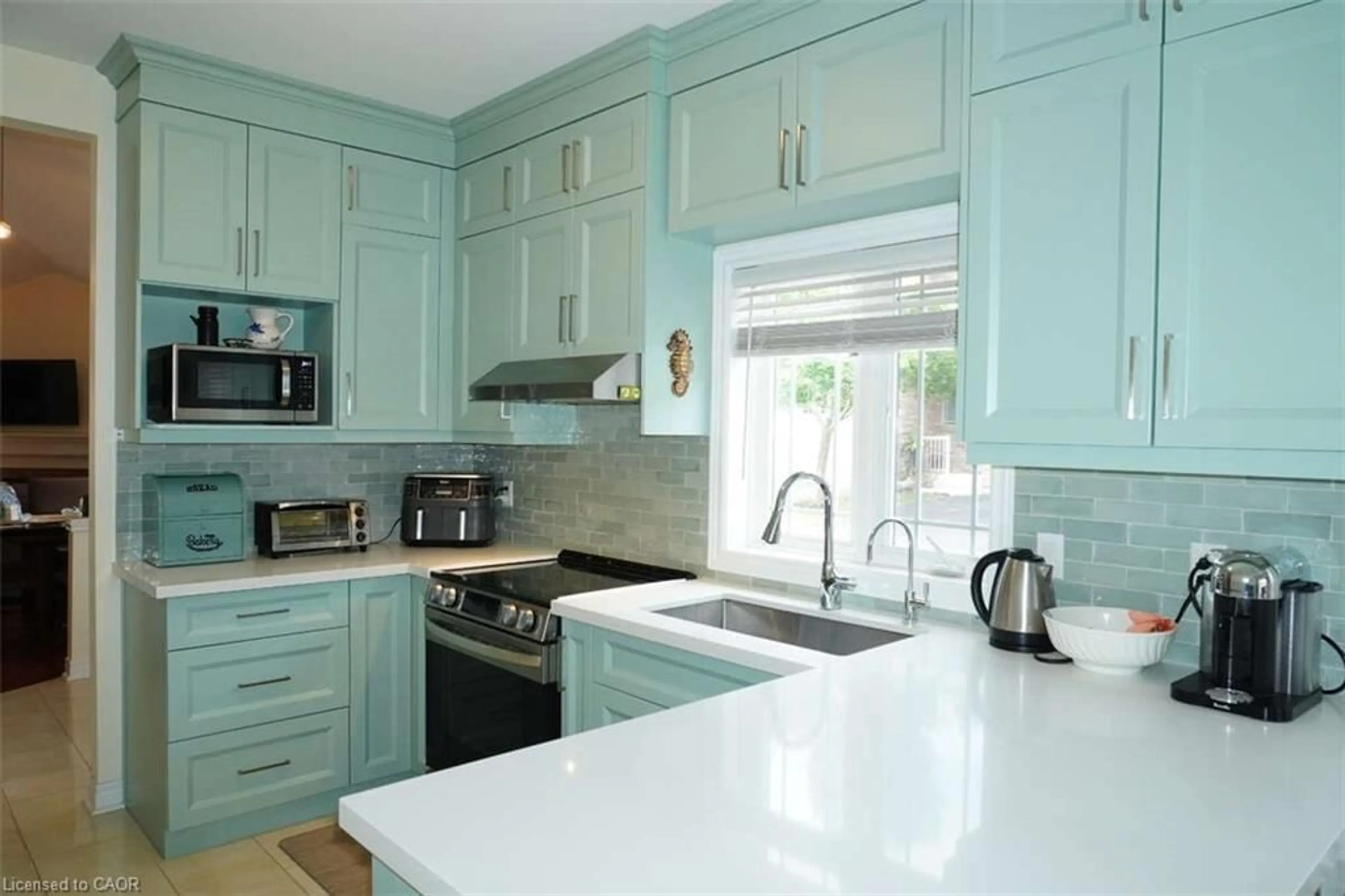 Contemporary kitchen, ceramic/tile floor for 2169 Orchard Rd #33, Burlington Ontario L7L 7J1