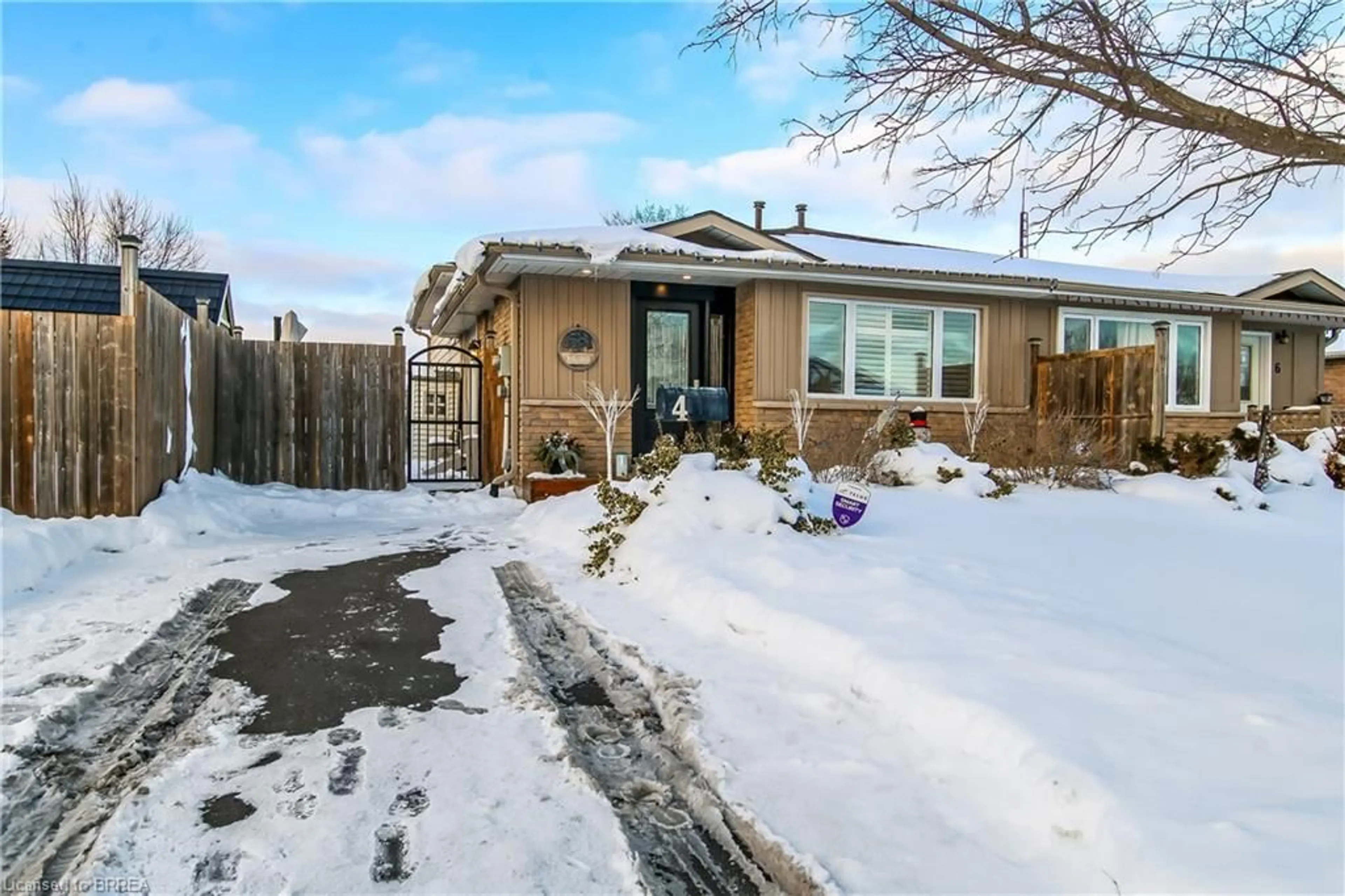 Unknown for 4 Maple Cres, Paris Ontario N3L 3R4