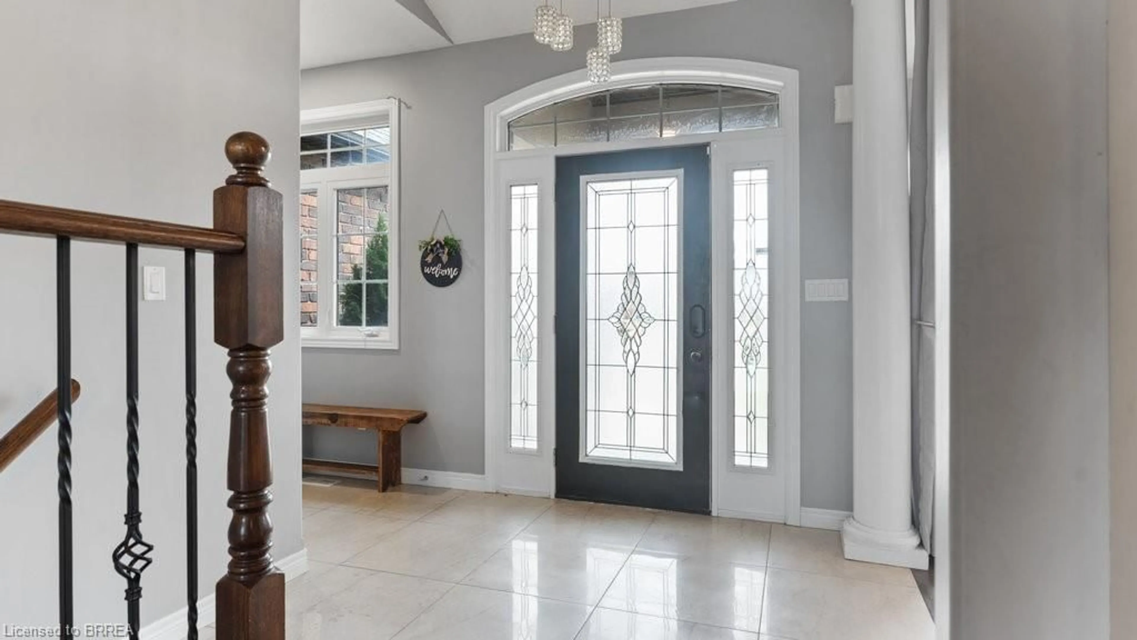 Indoor entryway for 67 Yu Blvd, Waterford Ontario N0E 1Y0