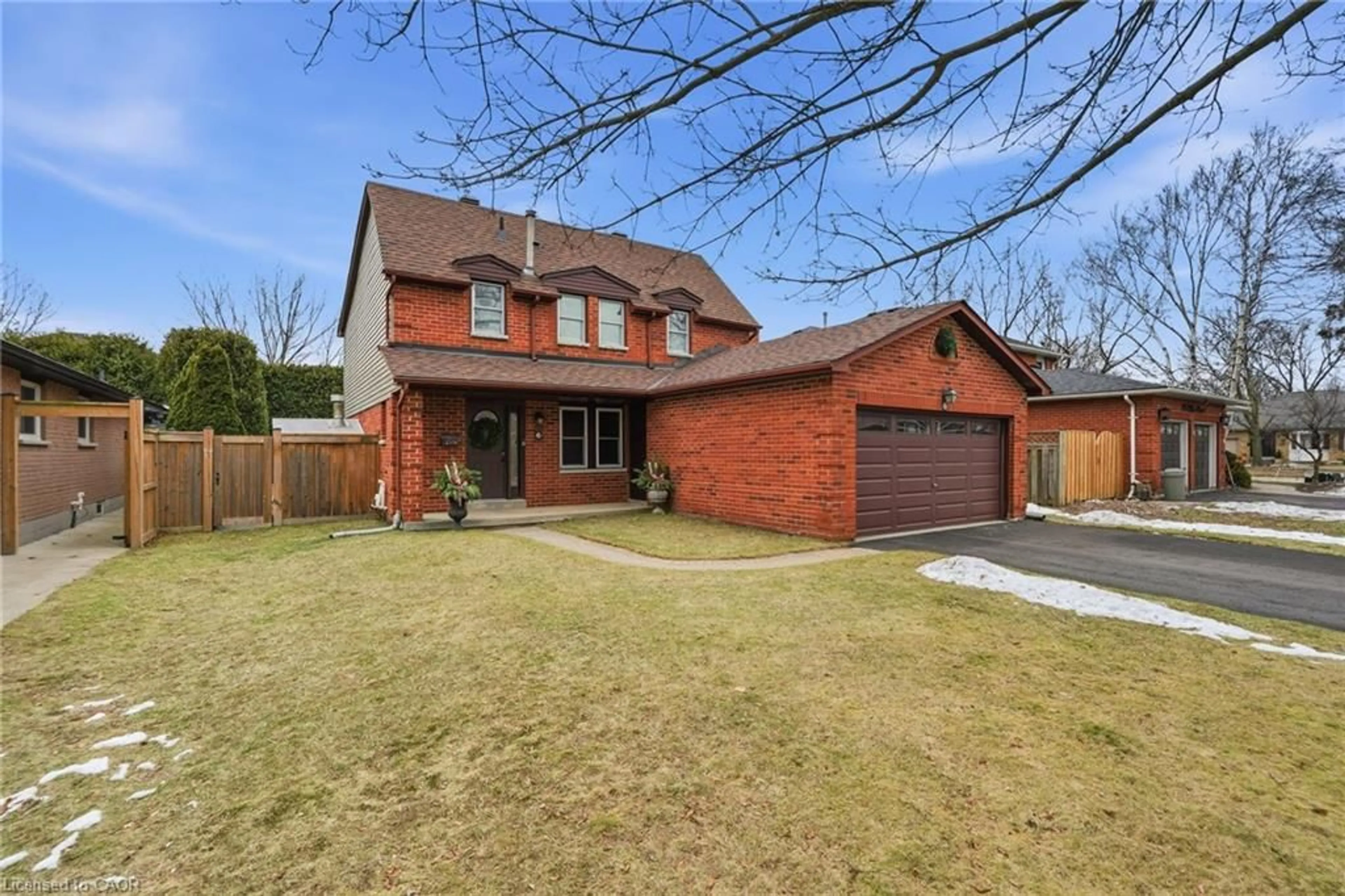 Home with brick exterior material, street for 6 Lilac Crt, Ancaster Ontario L9G 4E3