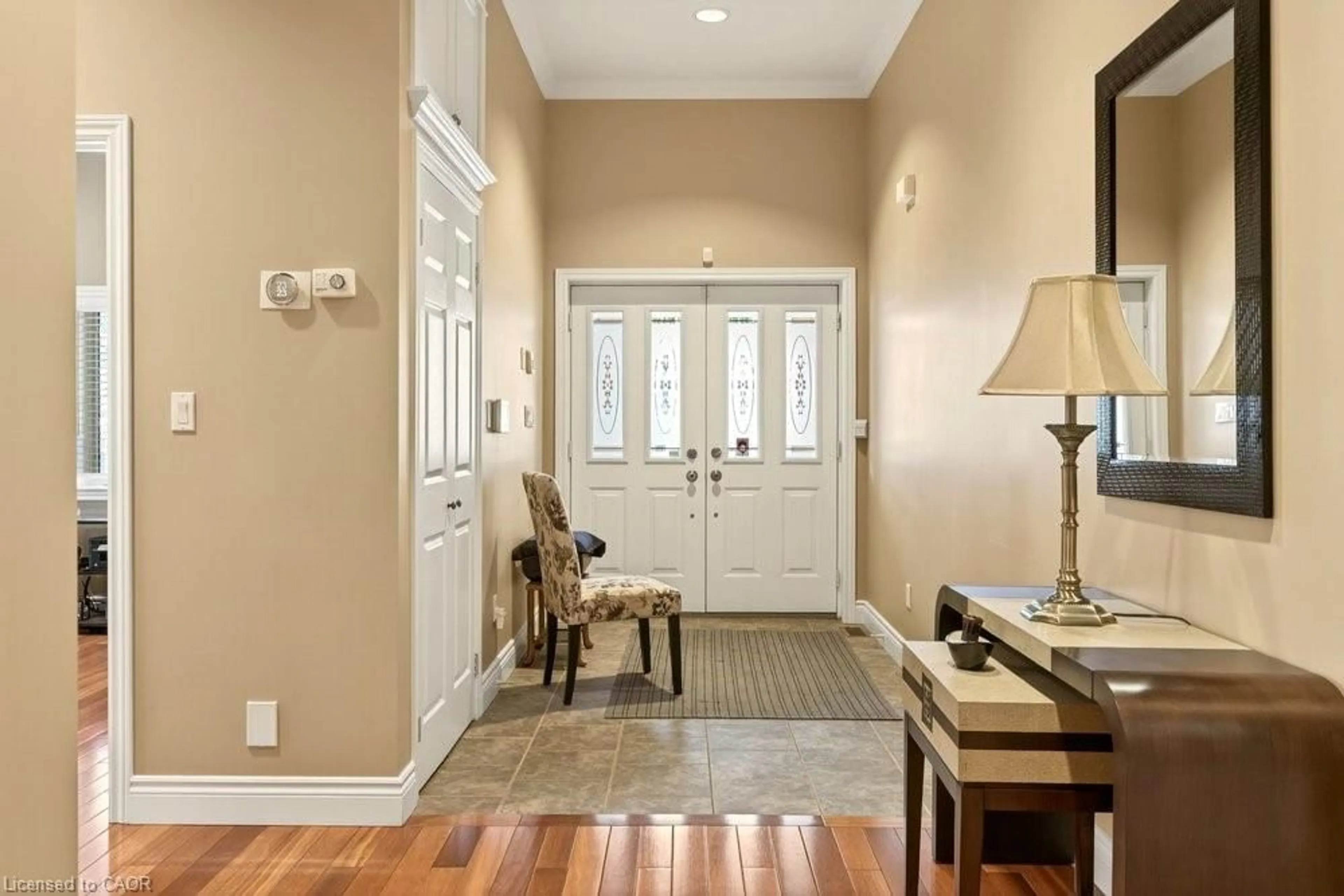 Indoor entryway for 226 Queenslea Ave, North York Ontario M9N 2L6