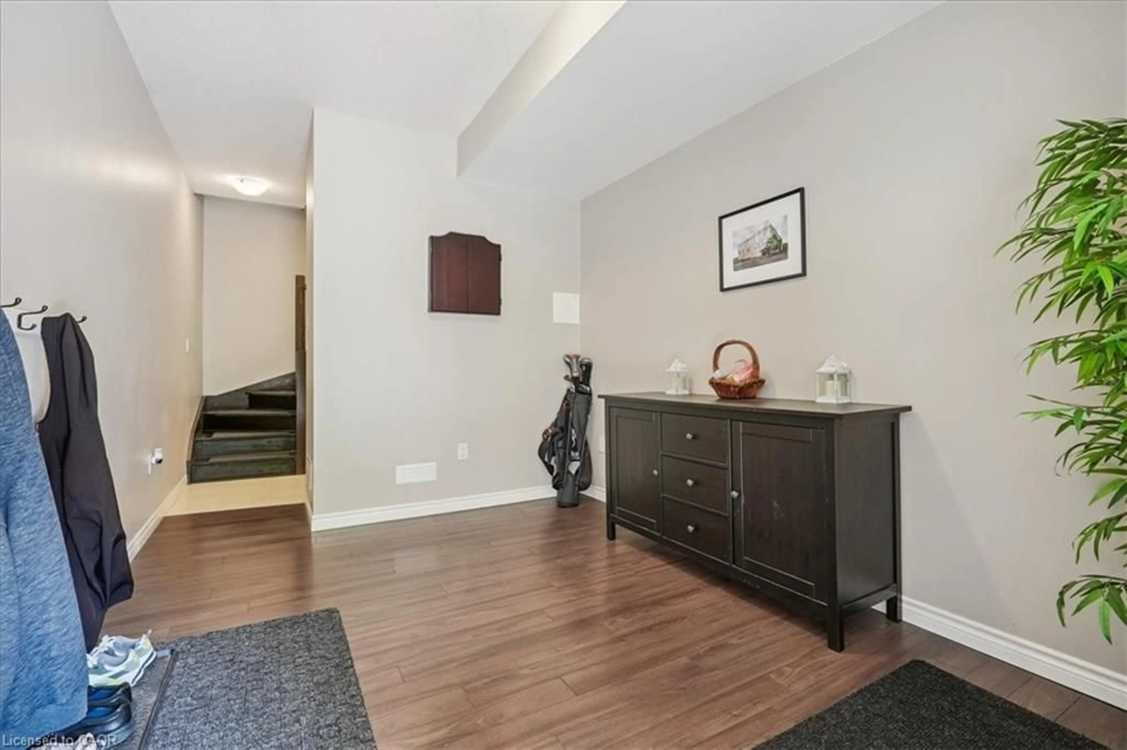 Unknown for 6 Chestnut Dr #69, Grimsby Ontario L3M 0C4