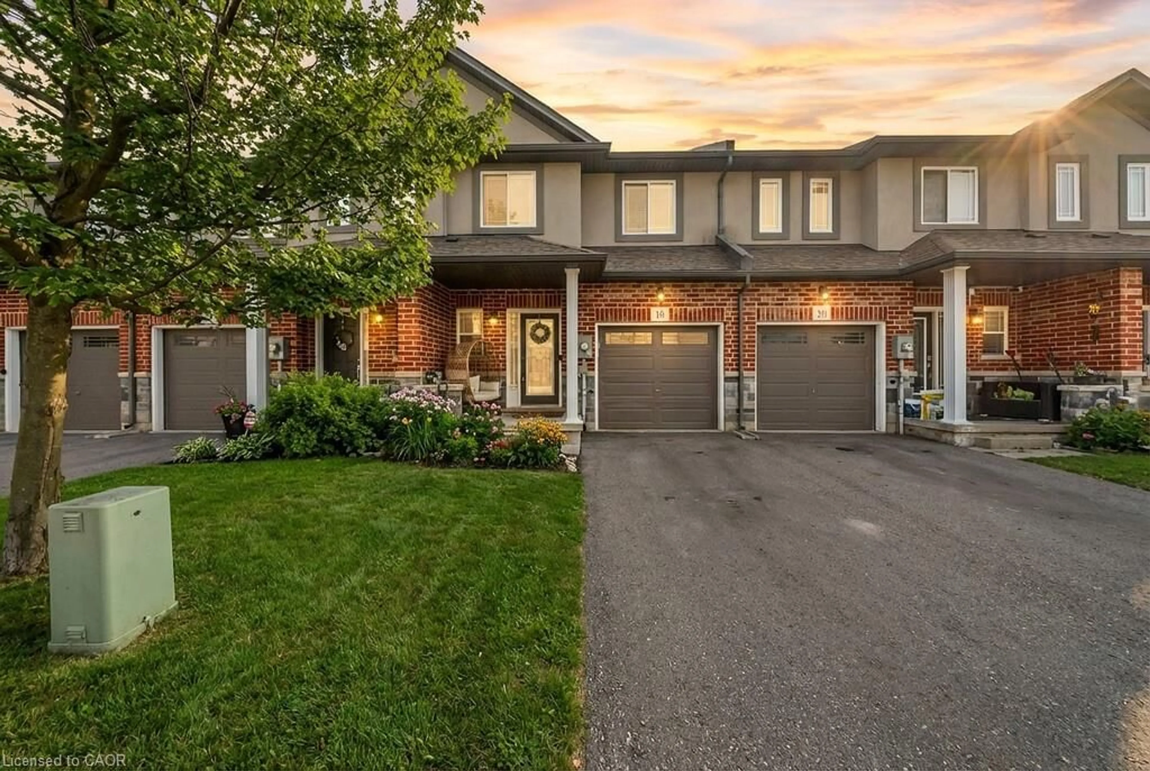 Home with brick exterior material, street for 345 Glancaster Rd #19, Ancaster Ontario L9G 3K9