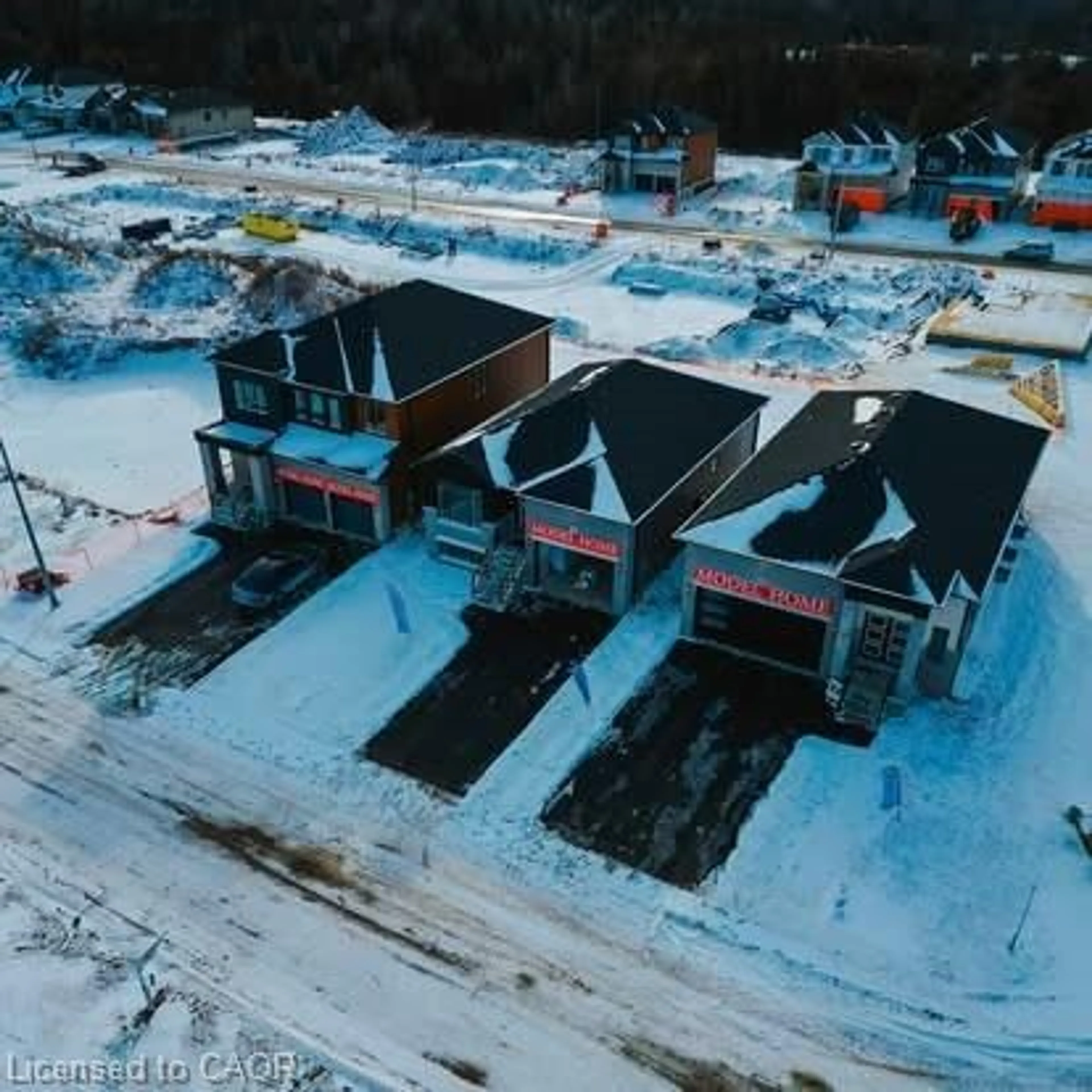 A pic from outside/outdoor area/front of a property/back of a property/a pic from drone, building for 71 Creighton Dr, Odessa Ontario K0H 2H0