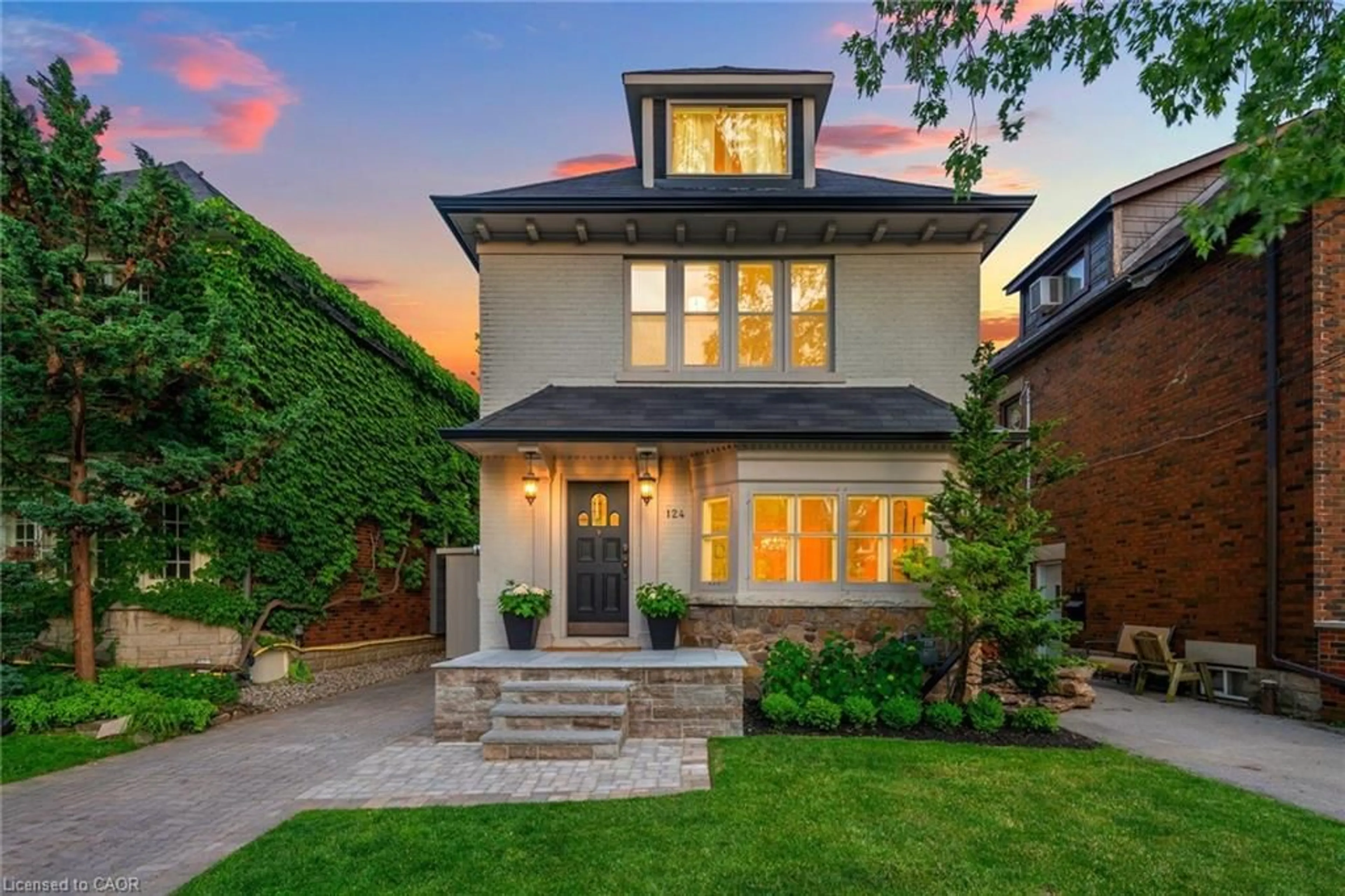 Home with brick exterior material, street for 124 Cline Ave, Hamilton Ontario L8S 3Z8