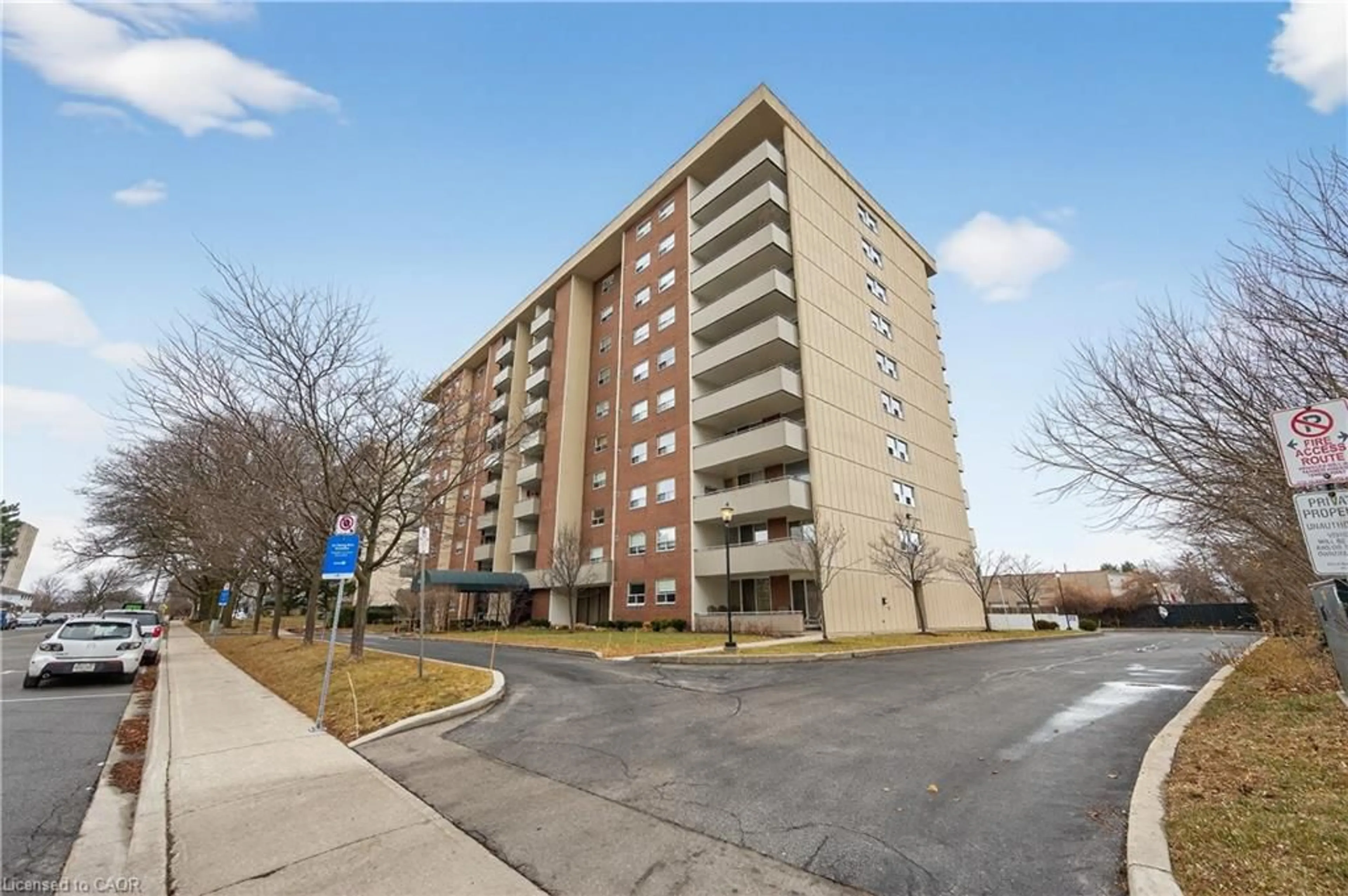 Unknown for 1425 Ghent Ave #304, Burlington Ontario L7S 1X5