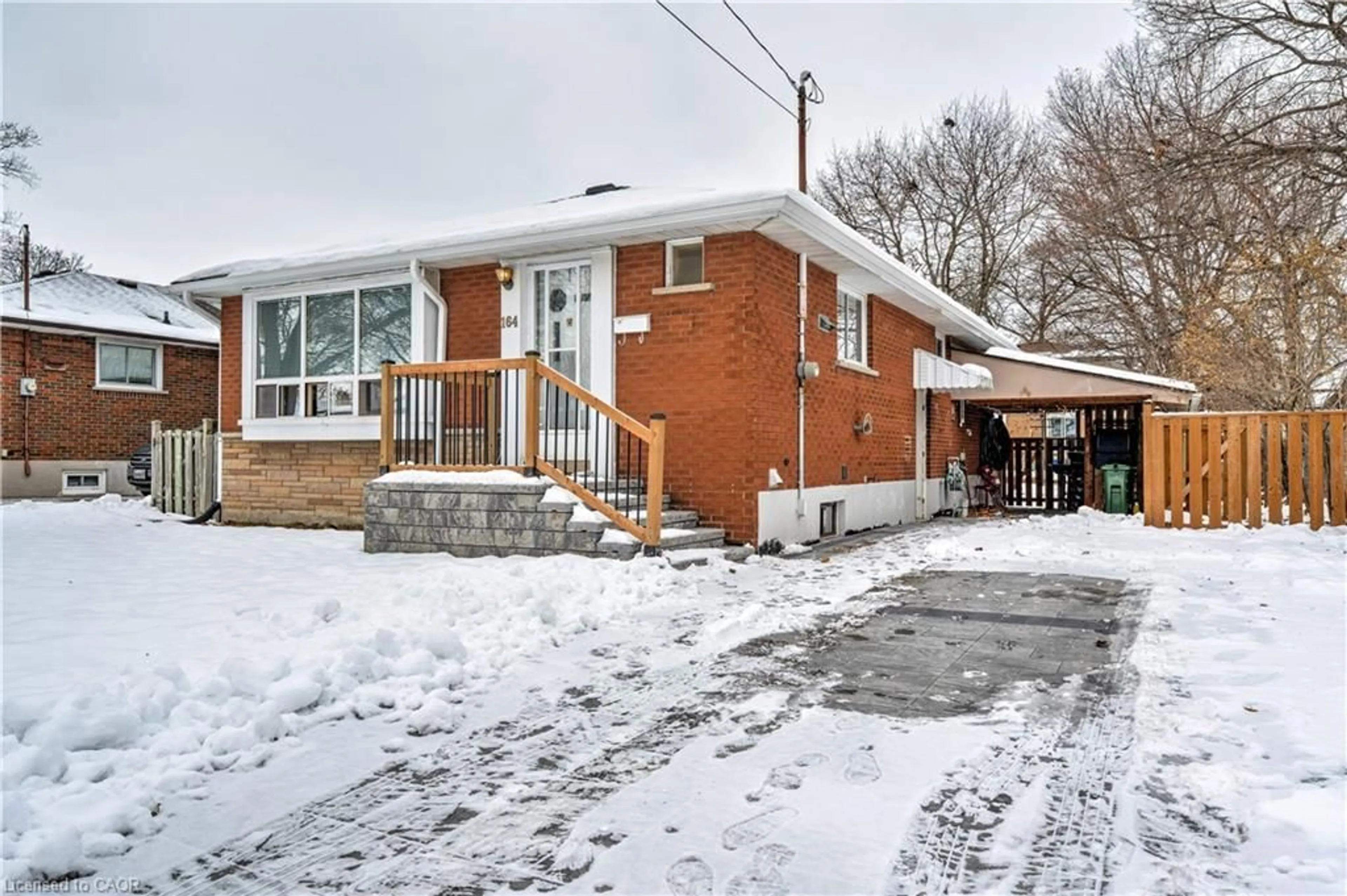 Home with brick exterior material, street for 164 West 19th St, Hamilton Ontario L9C 4H8