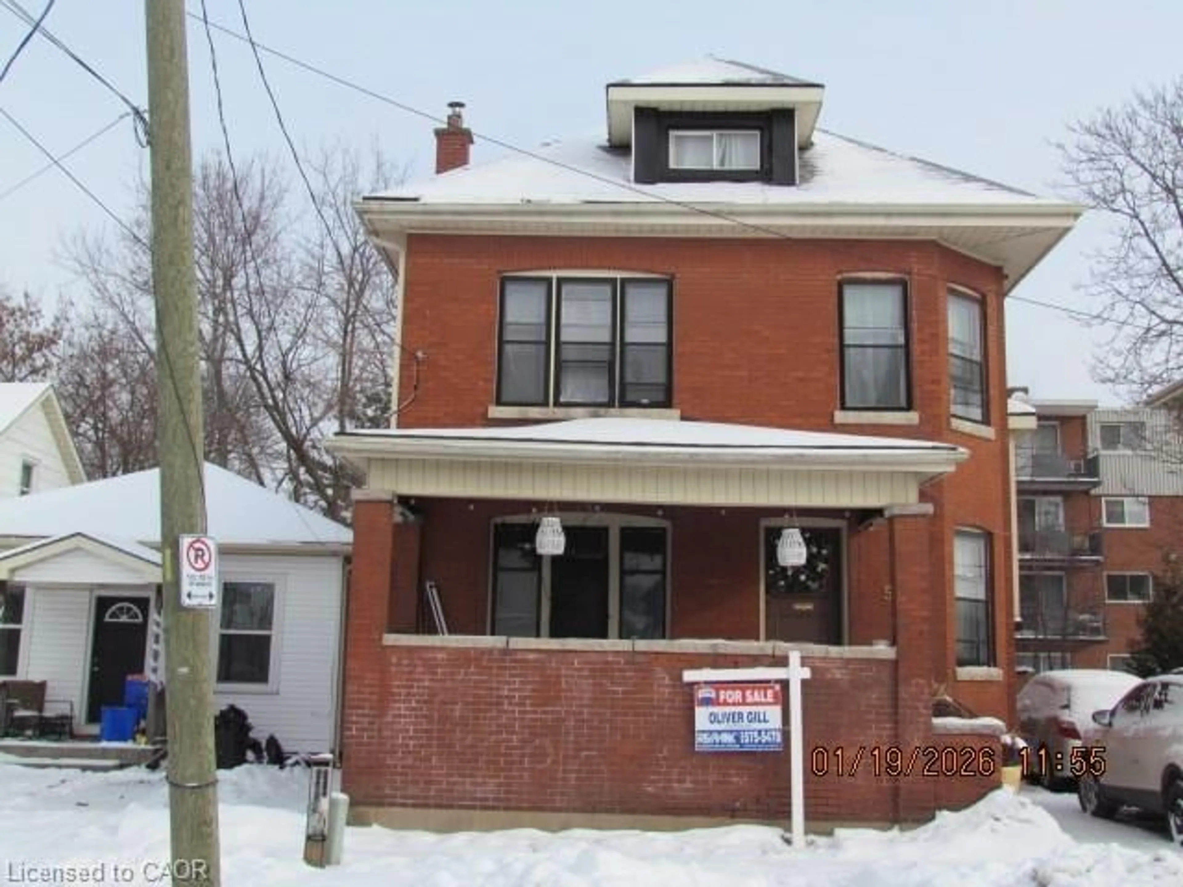 Home with brick exterior material, street for 5 Fleet St, Brantford Ontario N3T 3S8